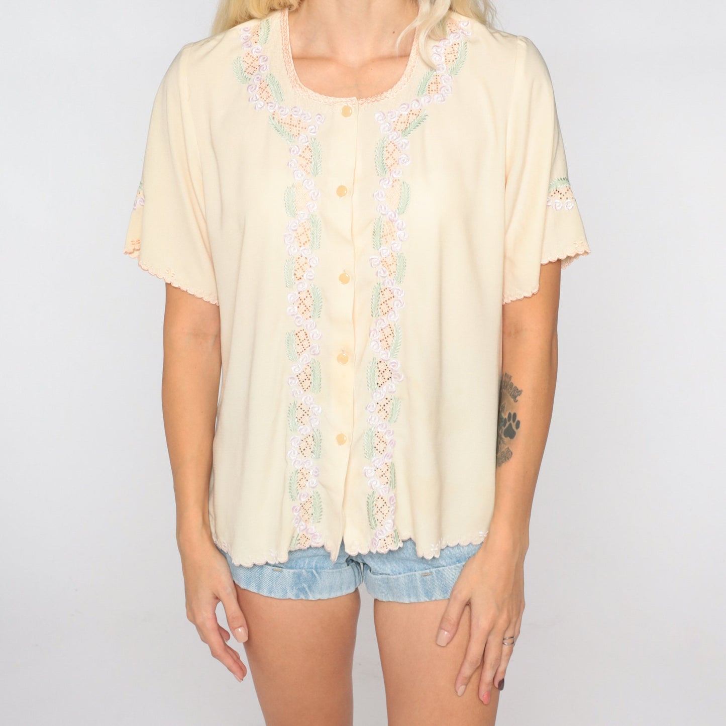 80s Yellow Floral Embroidered Cutwork Button-Up Blouse Short Sleeve Medium