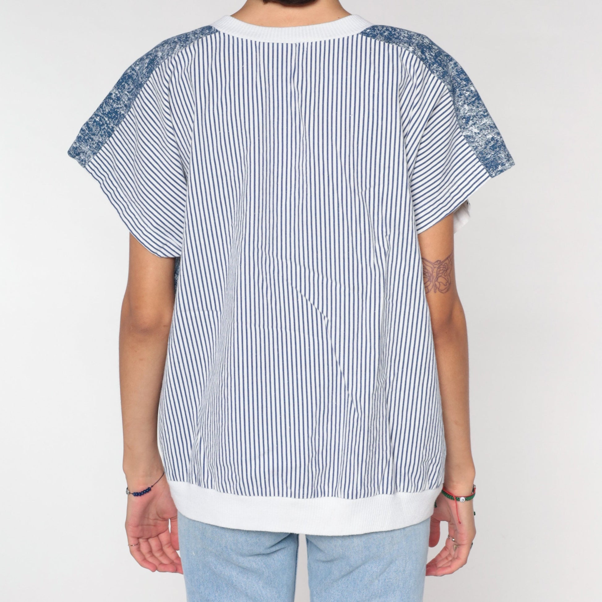 90s Henley Shirt White Blue Striped Cap Sleeve Banded Hem Large