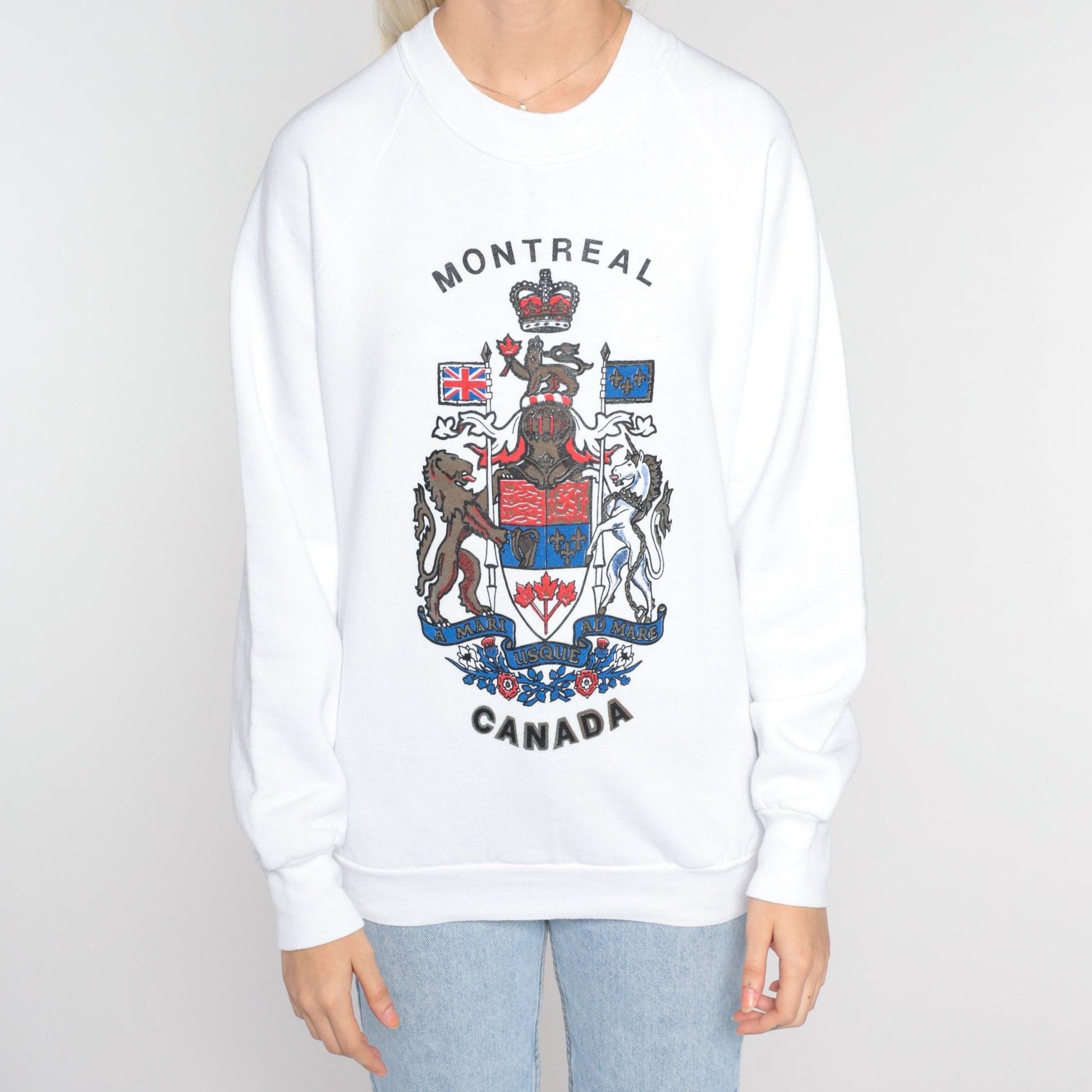 90s Montreal Canada Coat of Arms Sweatshirt White Crewneck Pullover Medium