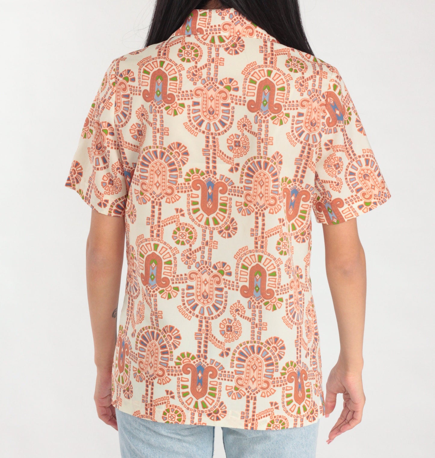 70s Abstract Geometric Print Button-Up Blouse Off-White Dagger Collar Small