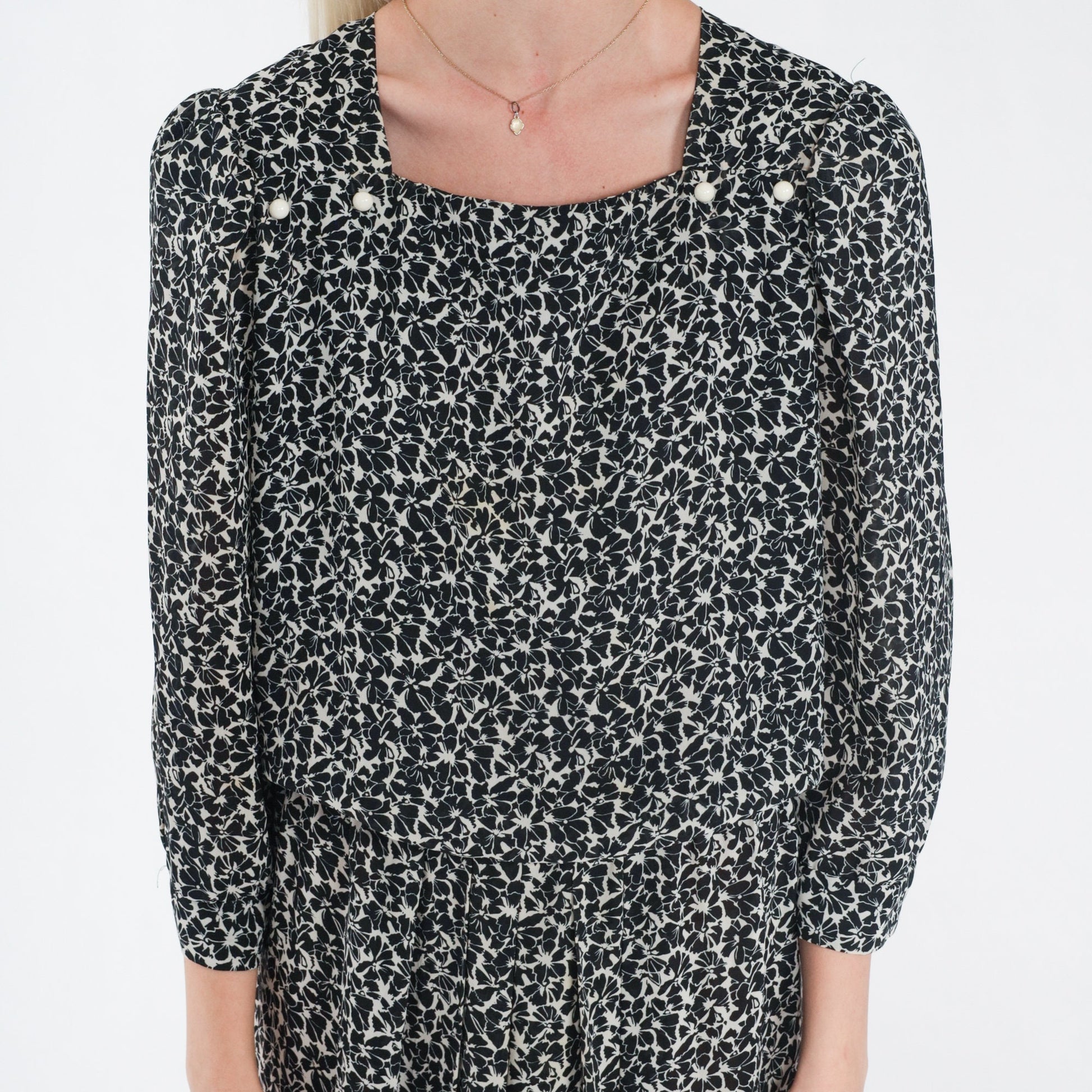 90s Black and White Floral Midi Dress Puff Sleeve Square Neckline Large