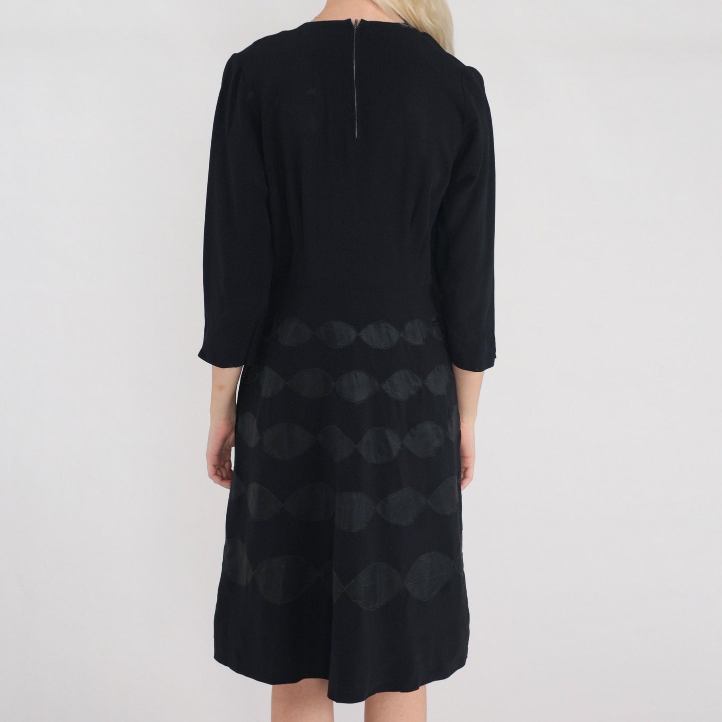 1940s Black Oval Dot Mini Dress High Waist Scalloped V-Neck 3/4 Sleeve Medium