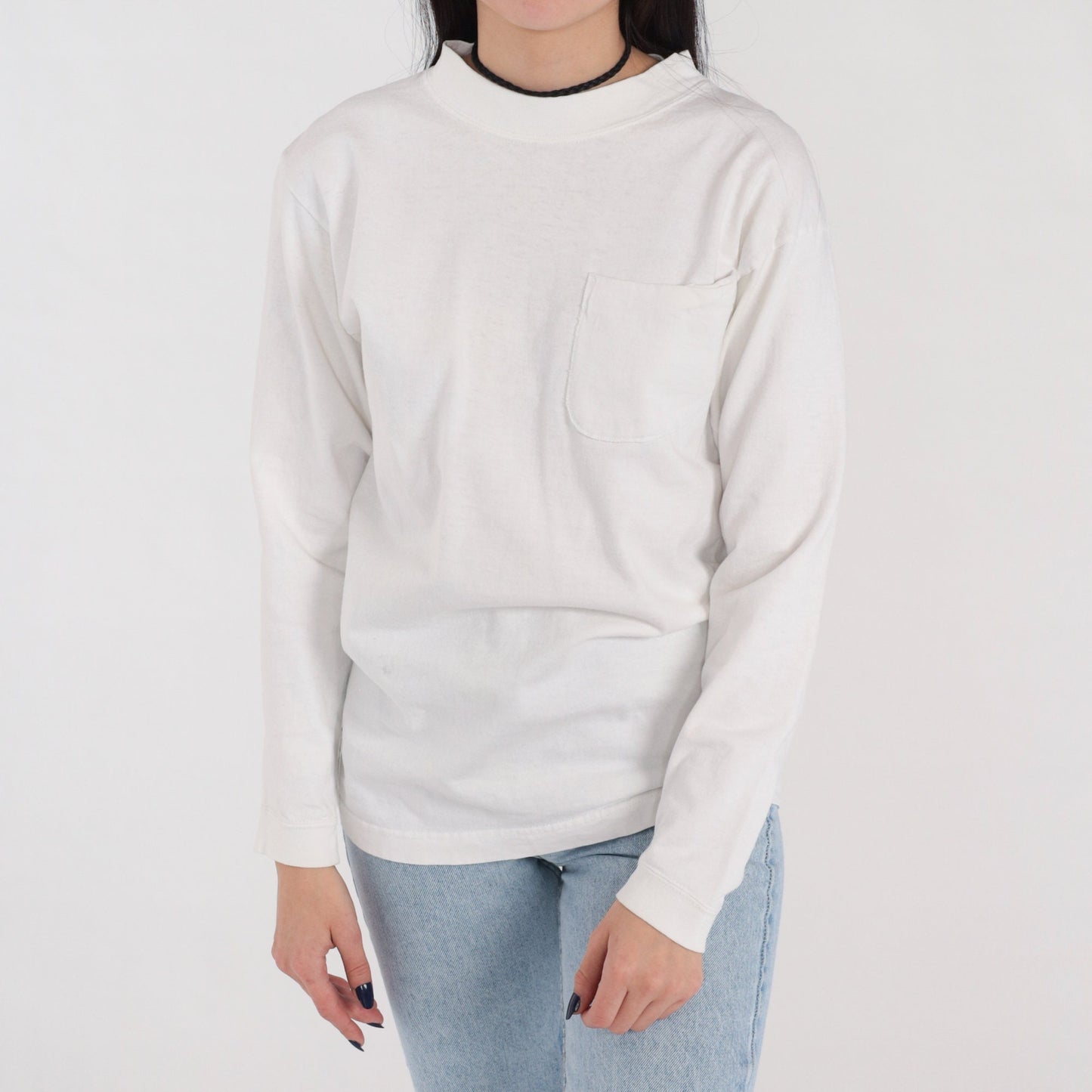 90s Plain White Cotton Long Sleeve Pocket Tee Crewneck Medium M