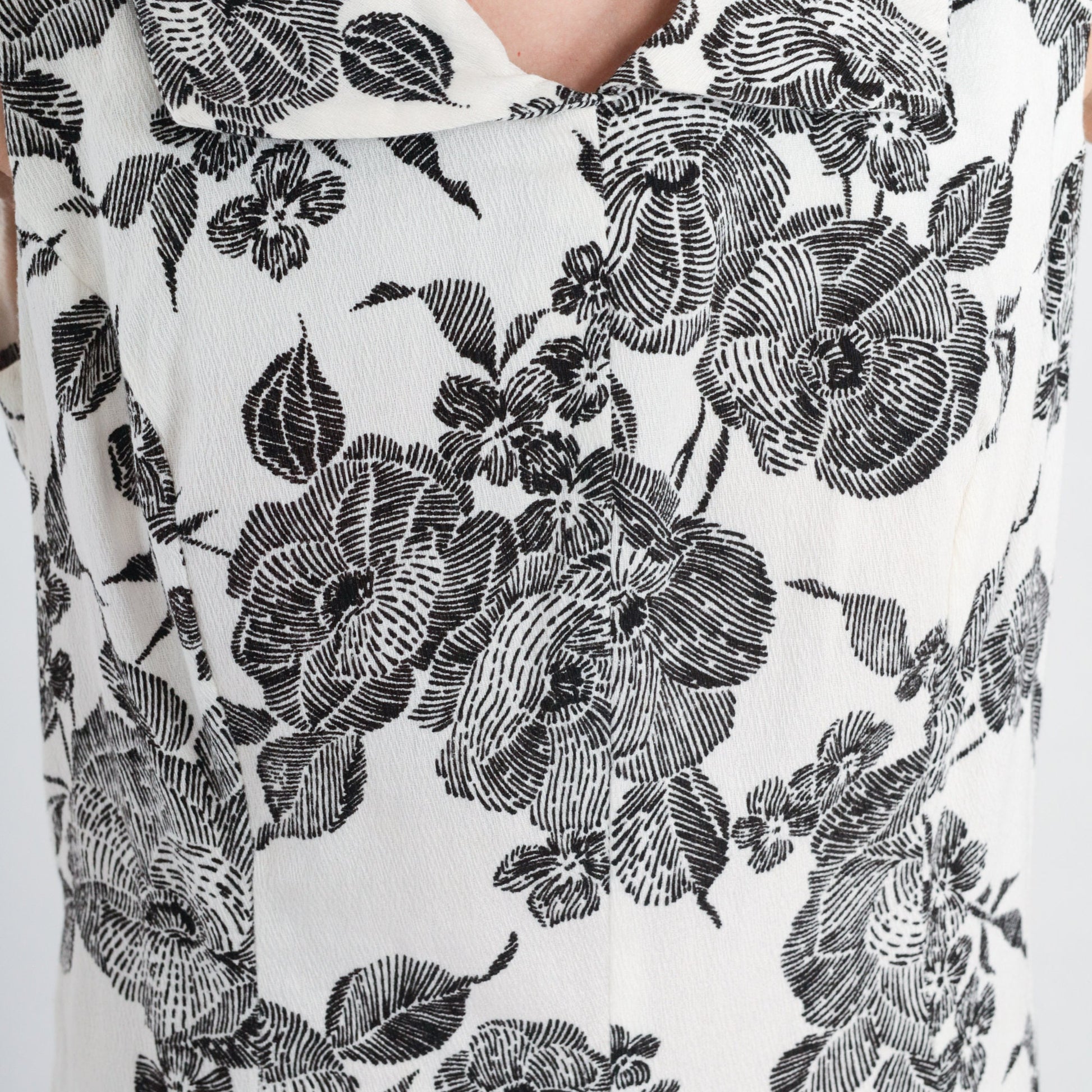 70s Floral Shift Dress Black White Mod Mini Sleeveless Collared Small
