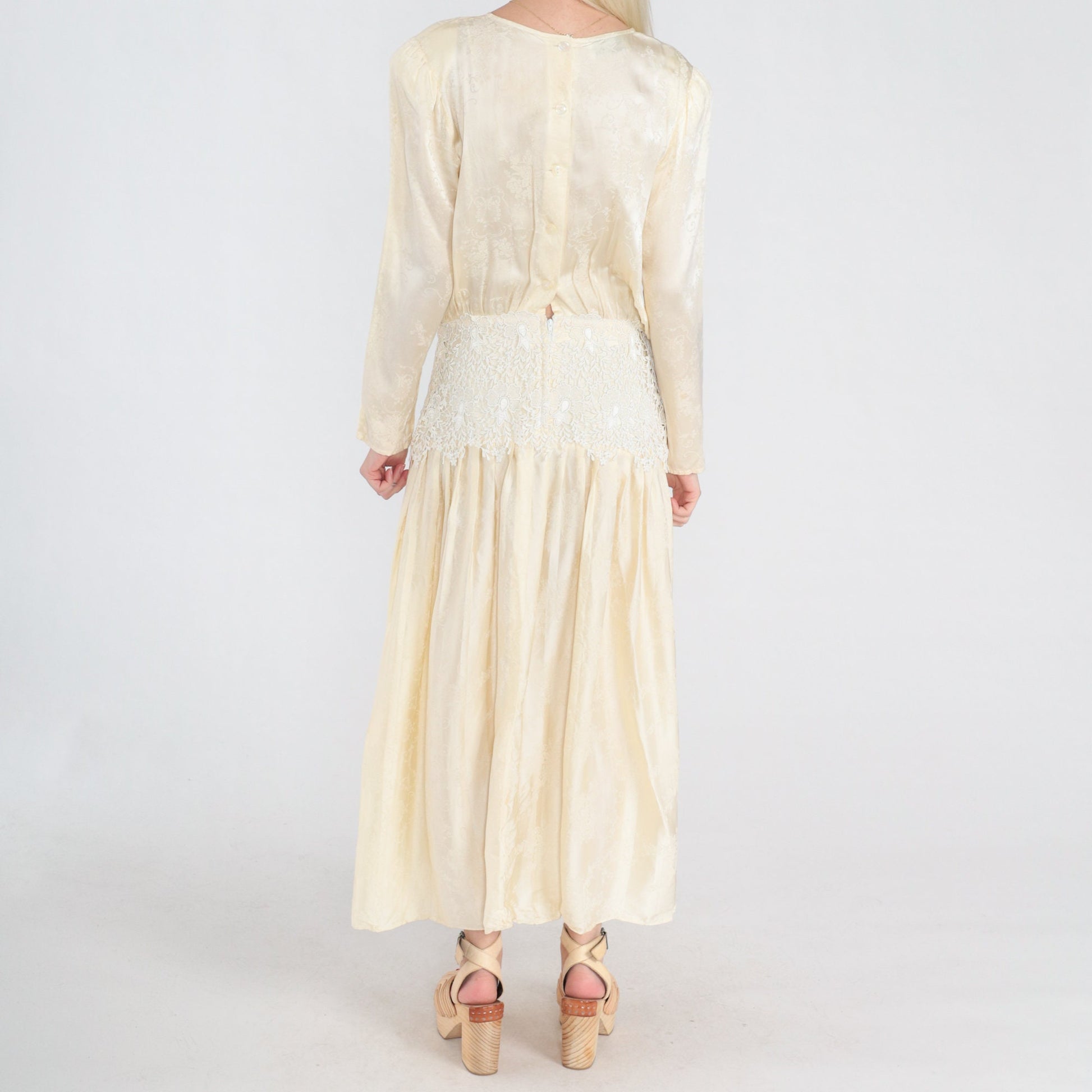 80s Jessica McClintock Cream Silk Midi Dress Embossed Floral Lace Long Sleeve Medium