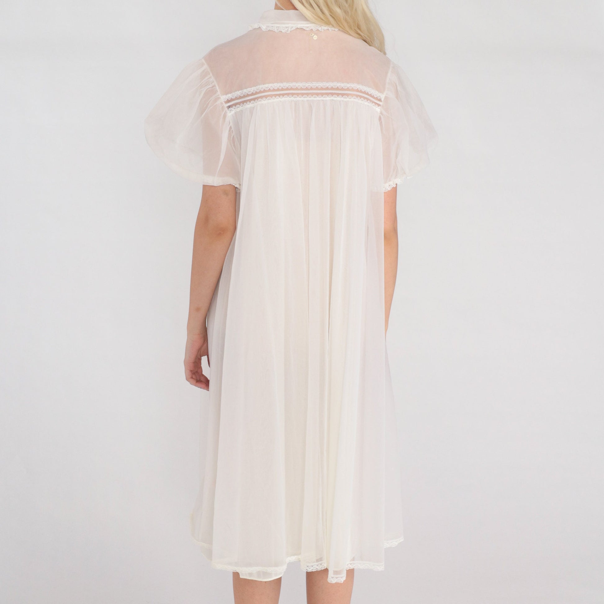 70s White Nylon Peignoir Robe Peter Pan Collar Tie Front Midi Small