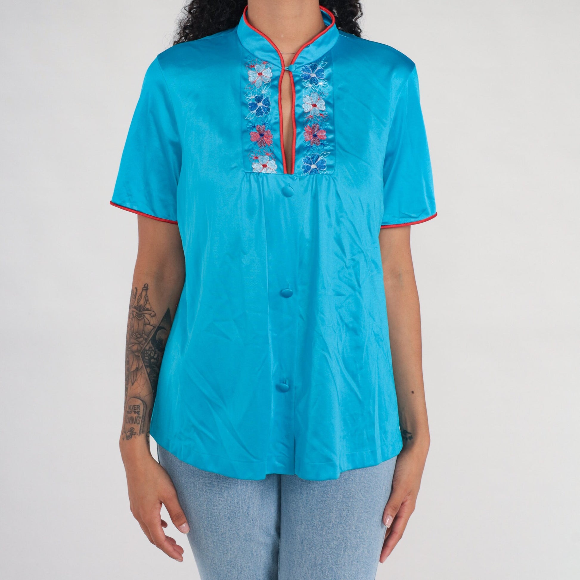 80s Turquoise Nylon Pajama Top Embroidered Floral Button-Up Shirt Large L