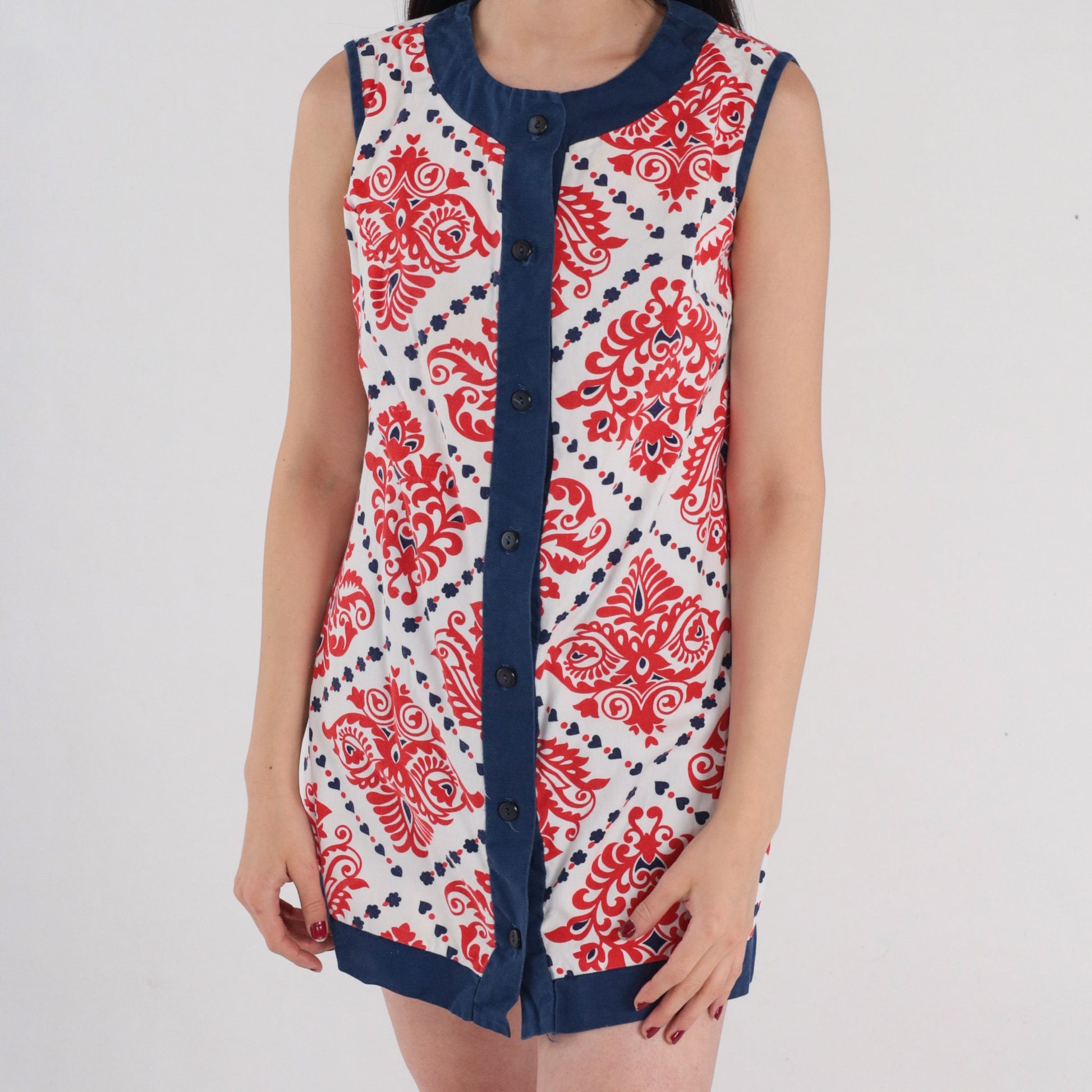 70s Mod Sleeveless Tunic Tank Top White Red Tile Print Blue Trim Small S