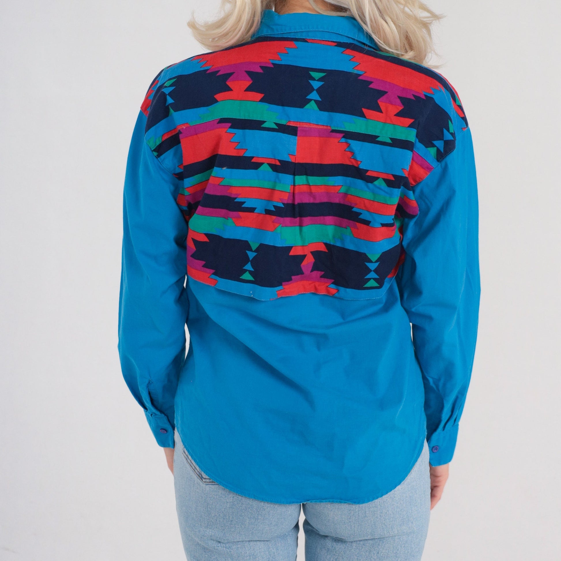 00s Wrangler Blue Southwestern Geometric Yoke Button-Up Shirt Medium M