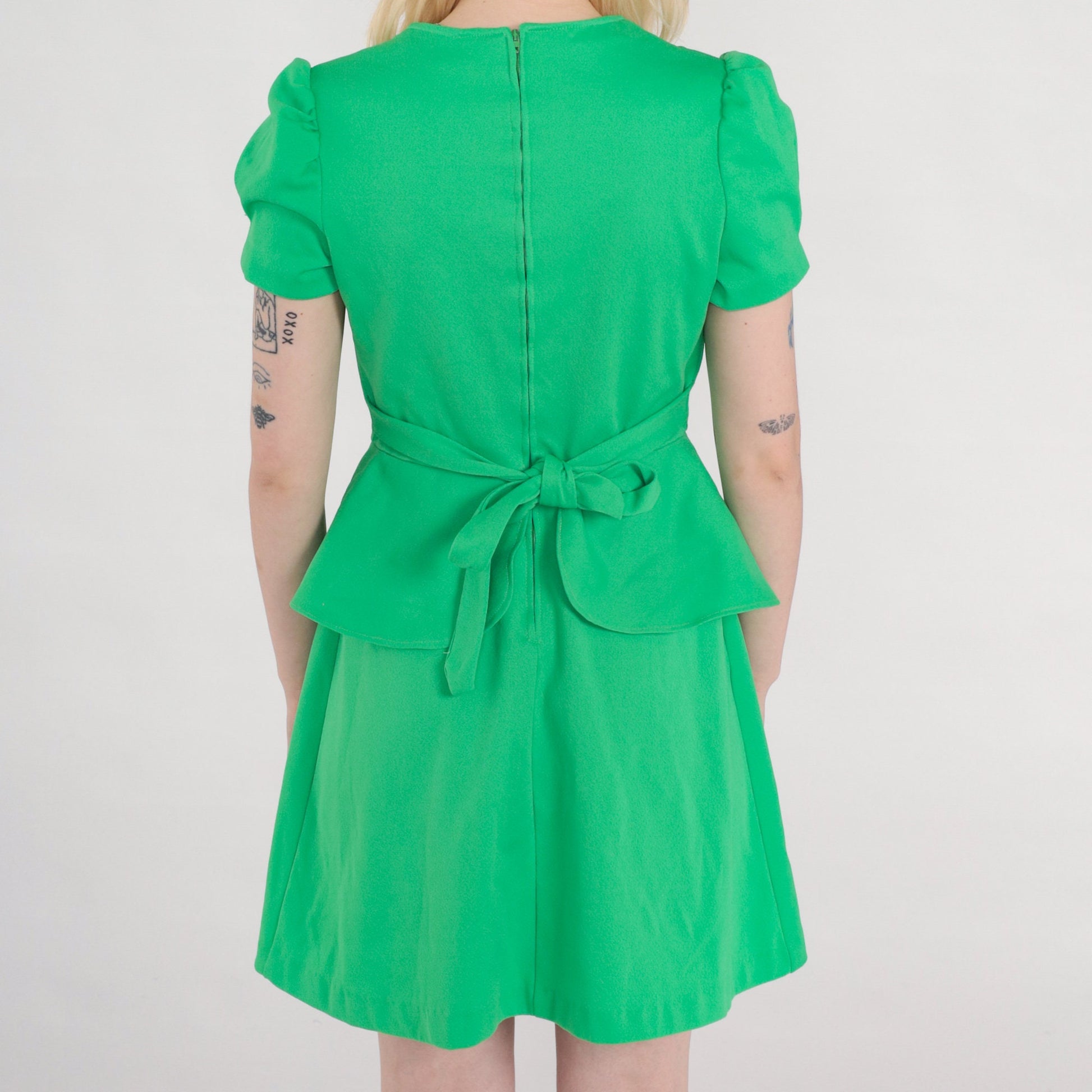 70s Spring Green Mini Dress Puff Sleeve V-Neck High Waist Peplum Small
