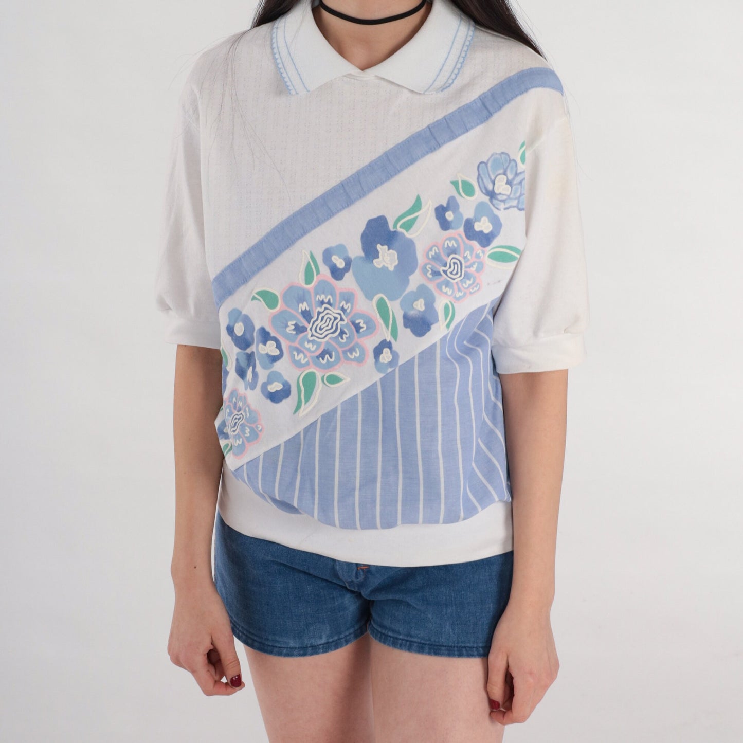 80s Floral Polo Shirt White Blue Striped Ribbed Collar Short Sleeve Medium
