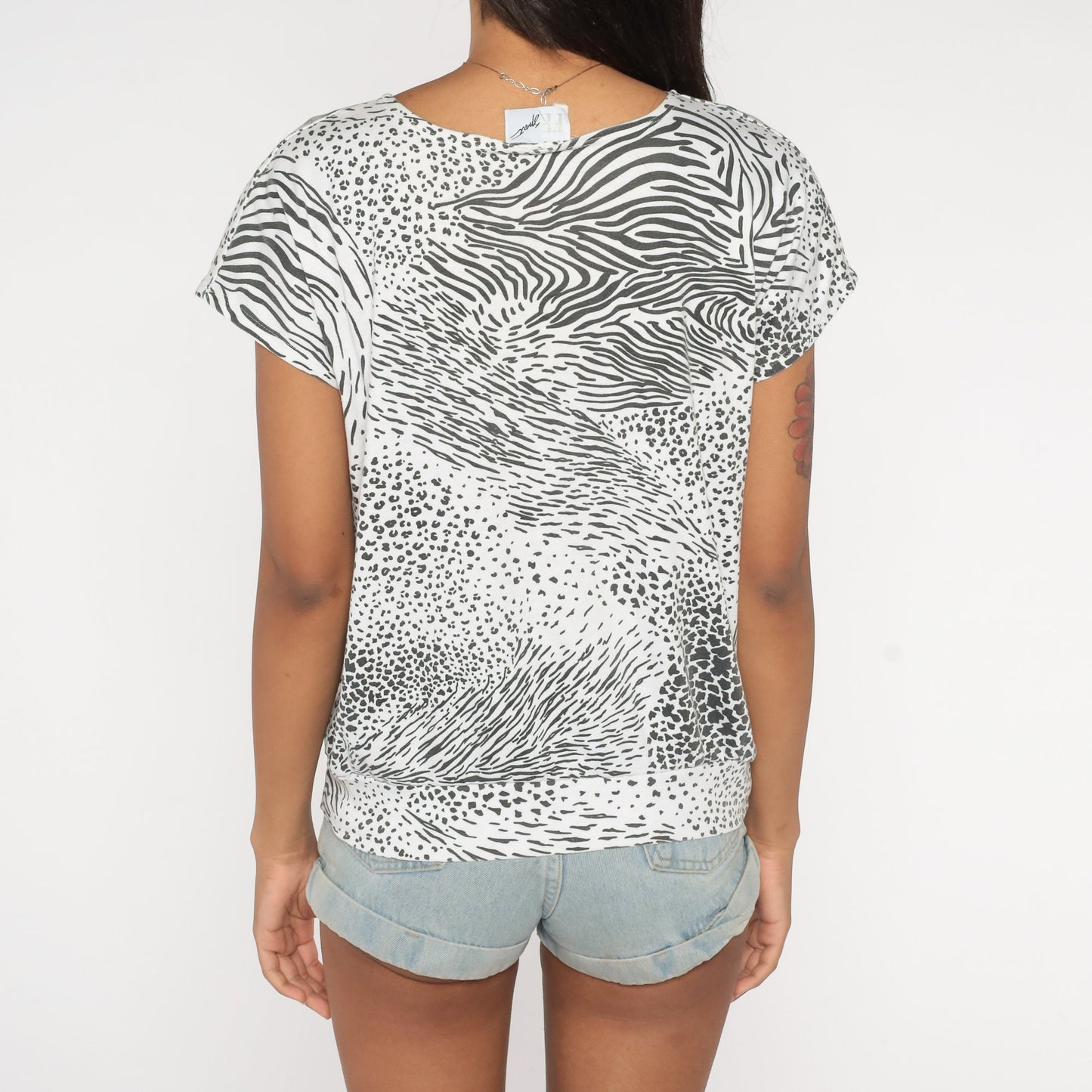 90s Animal Print T-Shirt Leopard Tiger Stripe Black White Cap Sleeve Large L