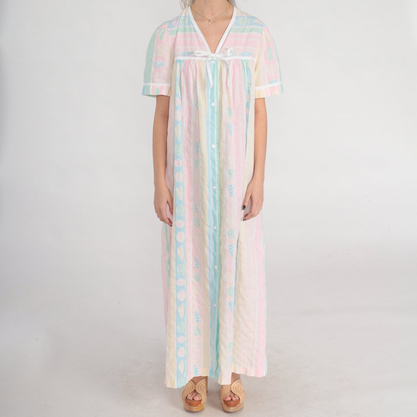 80s Pastel Striped Seashell Print Maxi Nightgown Short Sleeve Snap Front Large L