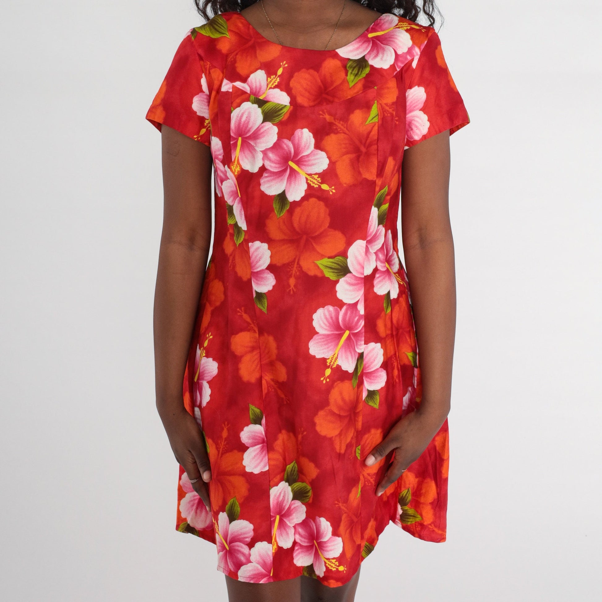 70s Ui-Maikai Hawaiian Floral Shift Dress Mini Red Pink Cotton Medium