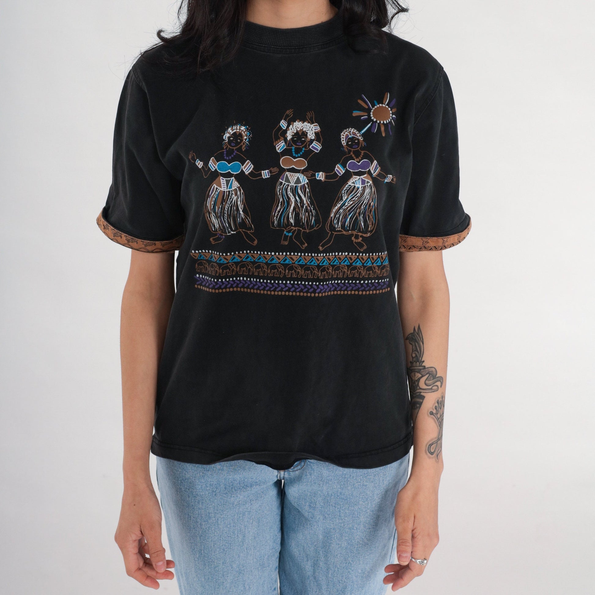 90s Hawaii Hula Dancer Graphic T-Shirt Black Cotton Cuffed Sleeve Medium M