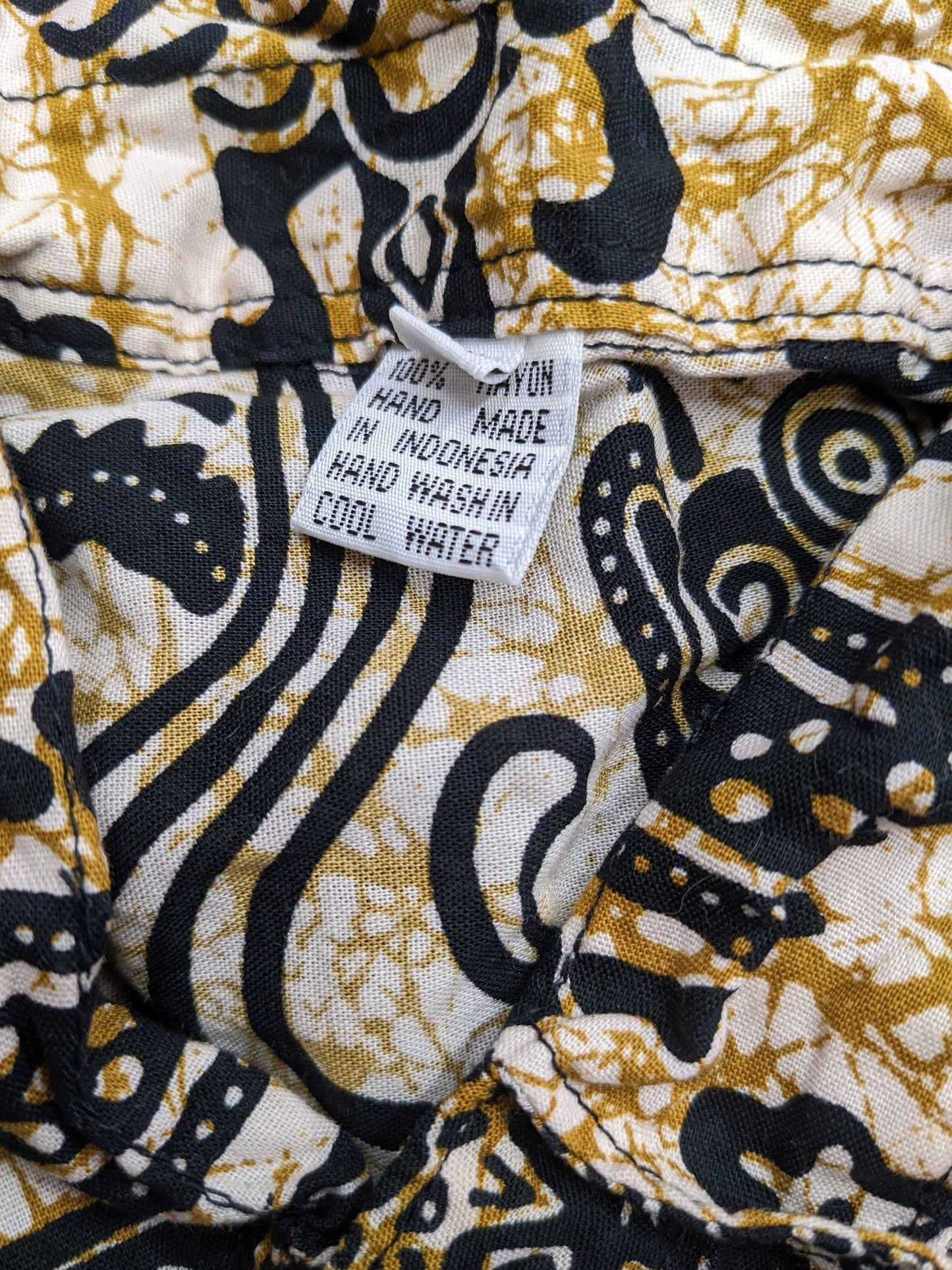 Y2K Indonesian Batik Button Up Blouse Celestial Print Cotton Short Sleeve Medium M