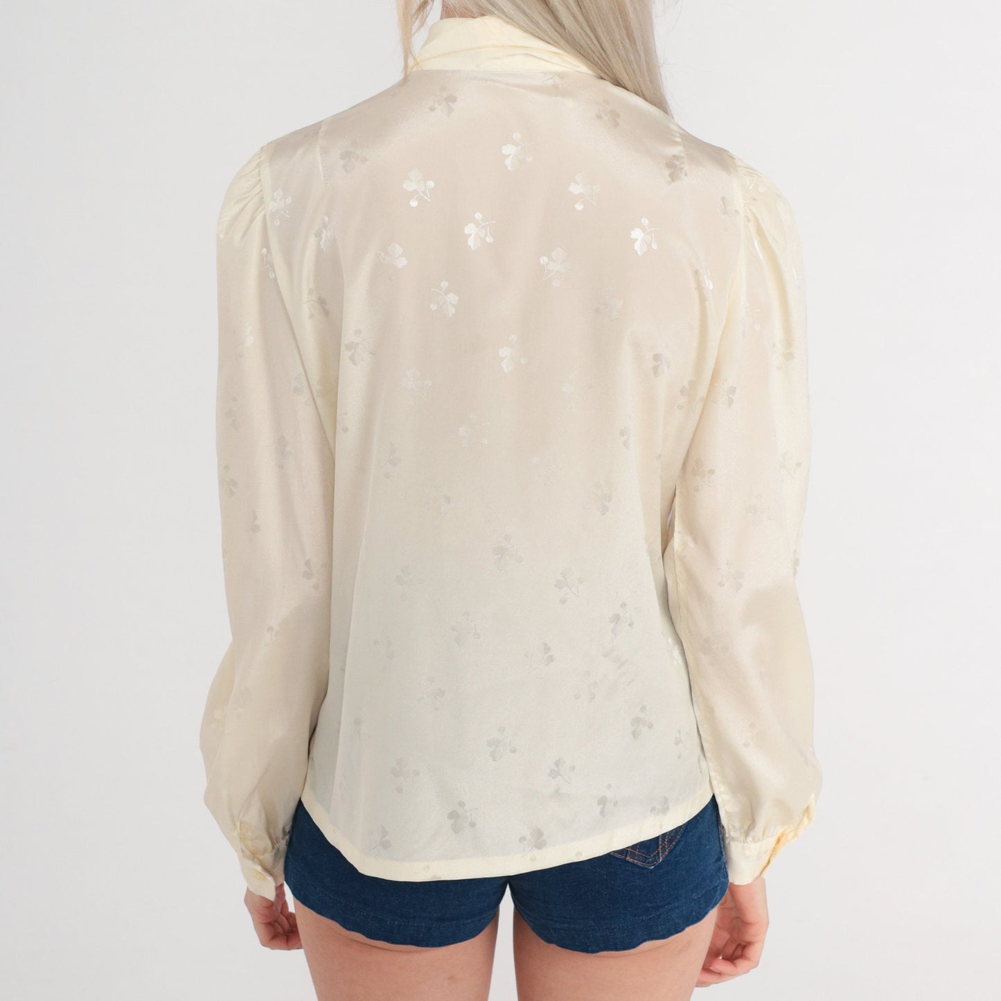 70s Cream Embossed Floral Blouse Ascot Bow Puff Sleeve Button Up Small