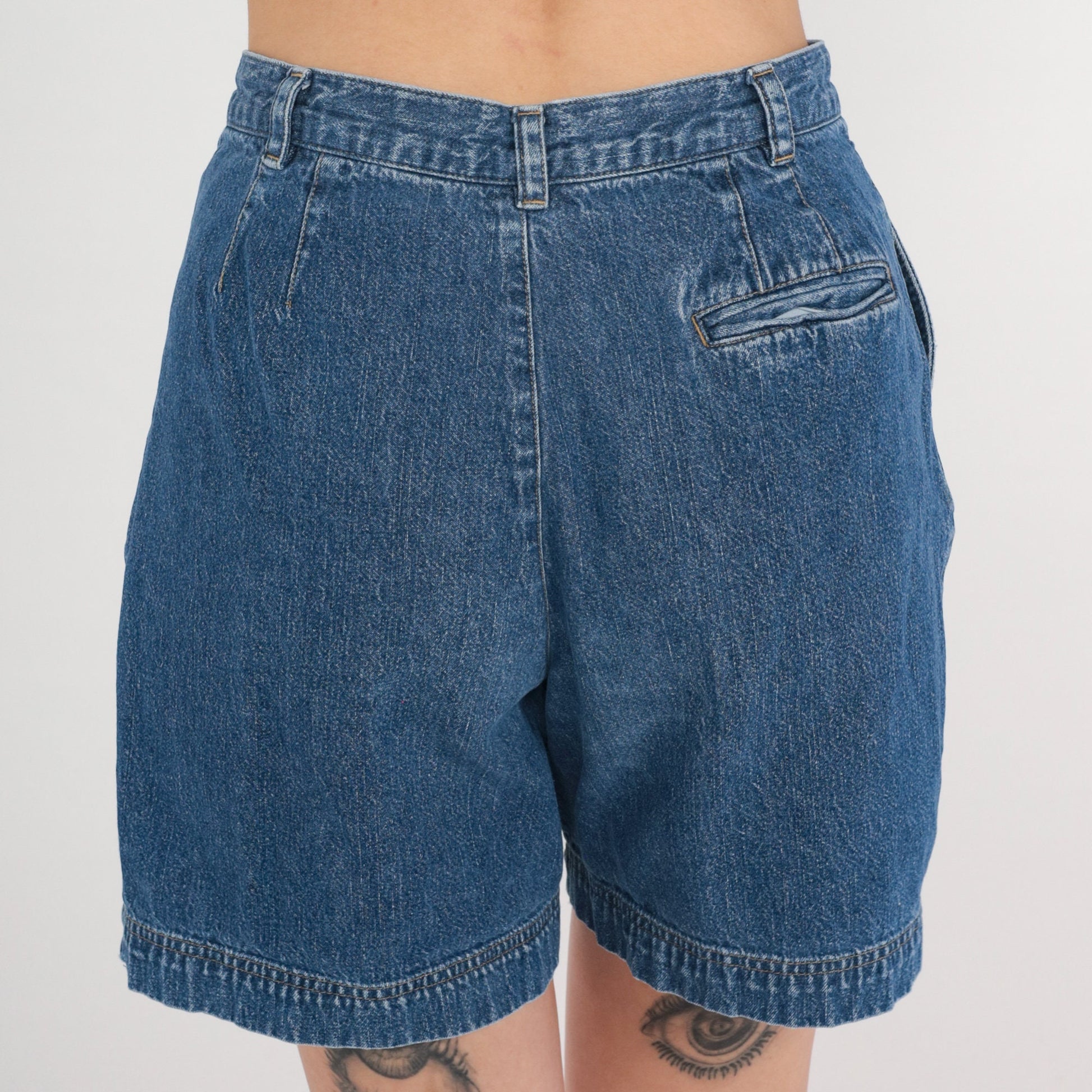 90s Liz Claiborne Pleated Jean Shorts High Waisted Blue Denim Petite Medium