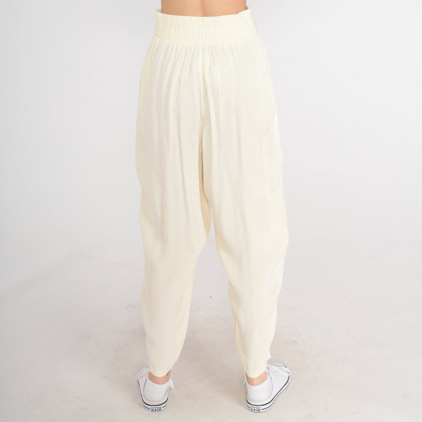 90s Clio Cream High-Waisted Tapered Pants Small