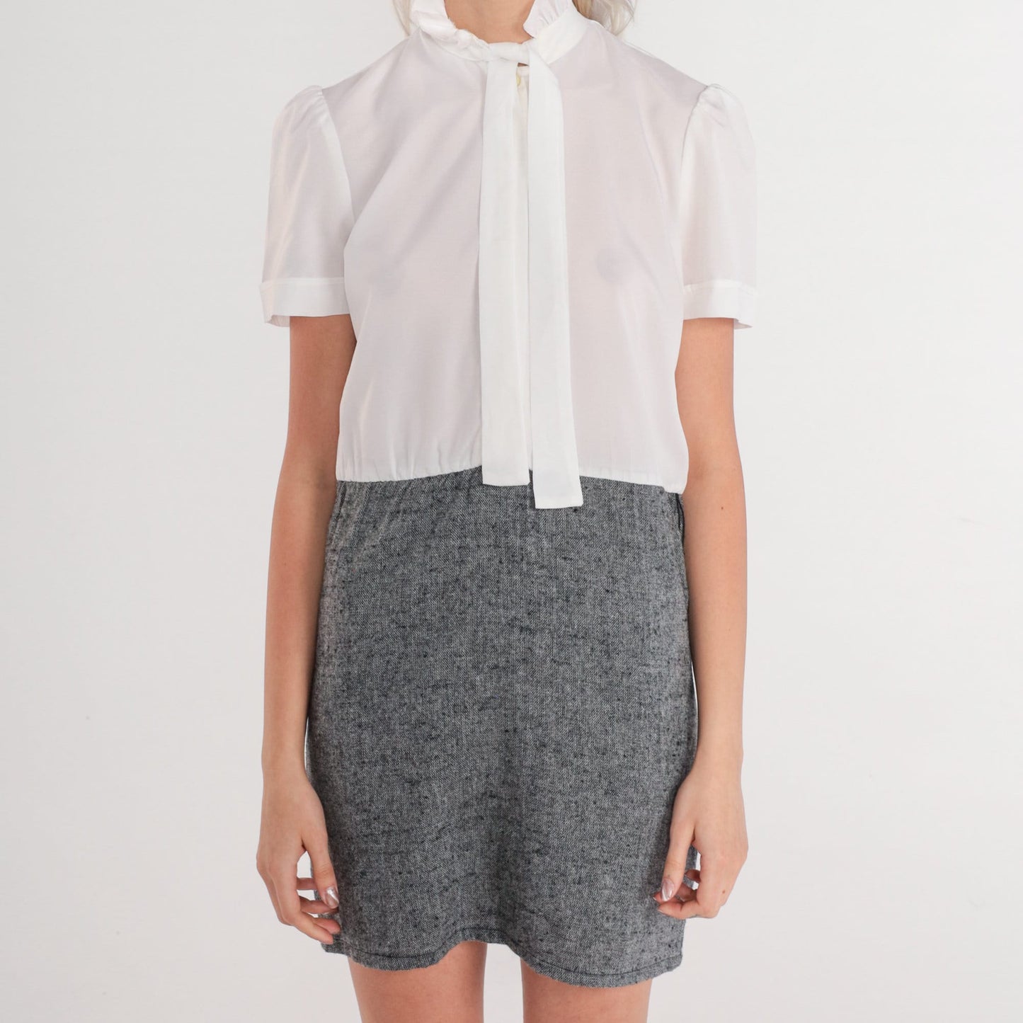 70s Ascot Tie Mini Dress Button-Up Puff Sleeve White Grey Wool Small S