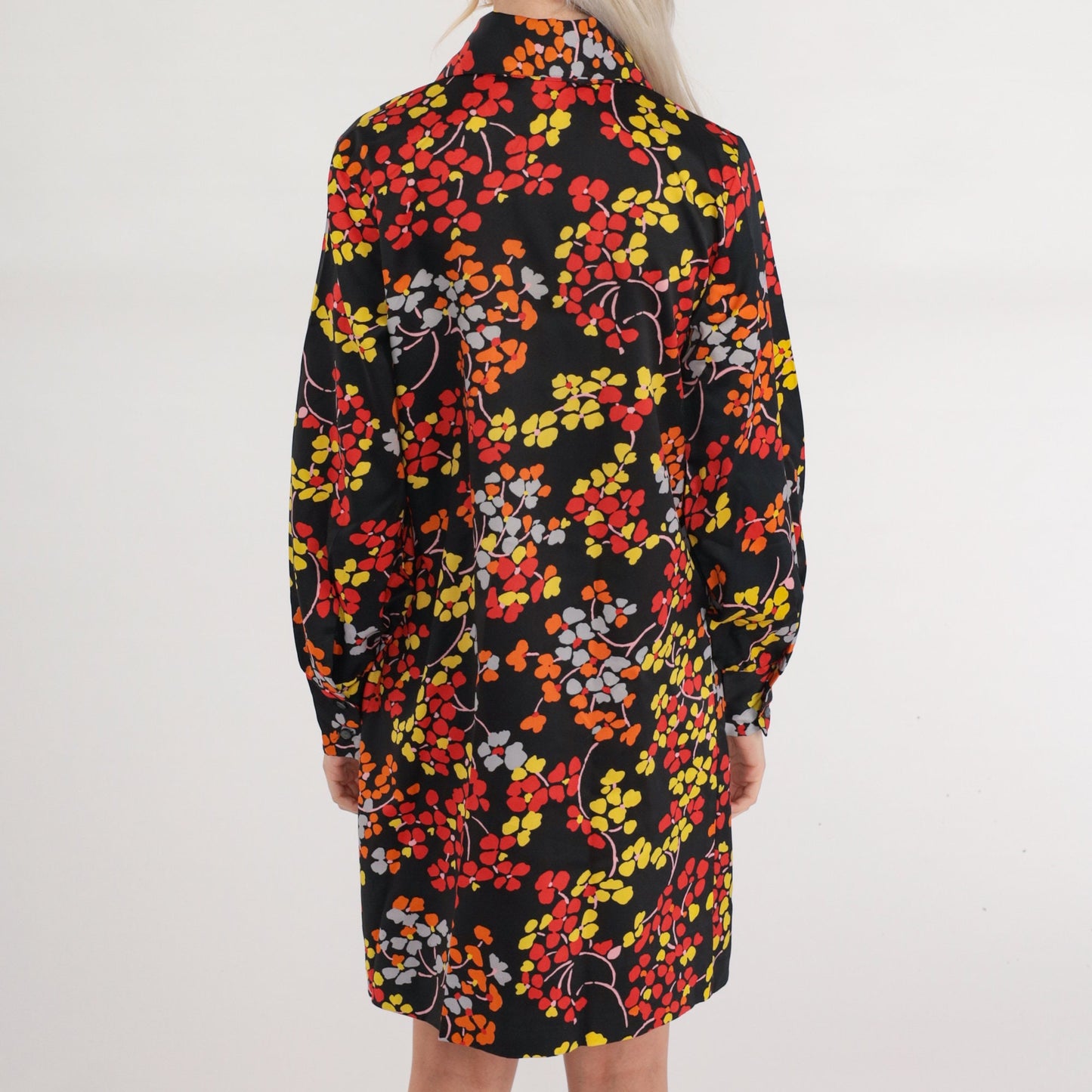 60s Black Floral Mini Shift Dress Dagger Collar Button-Up Long Sleeve Medium