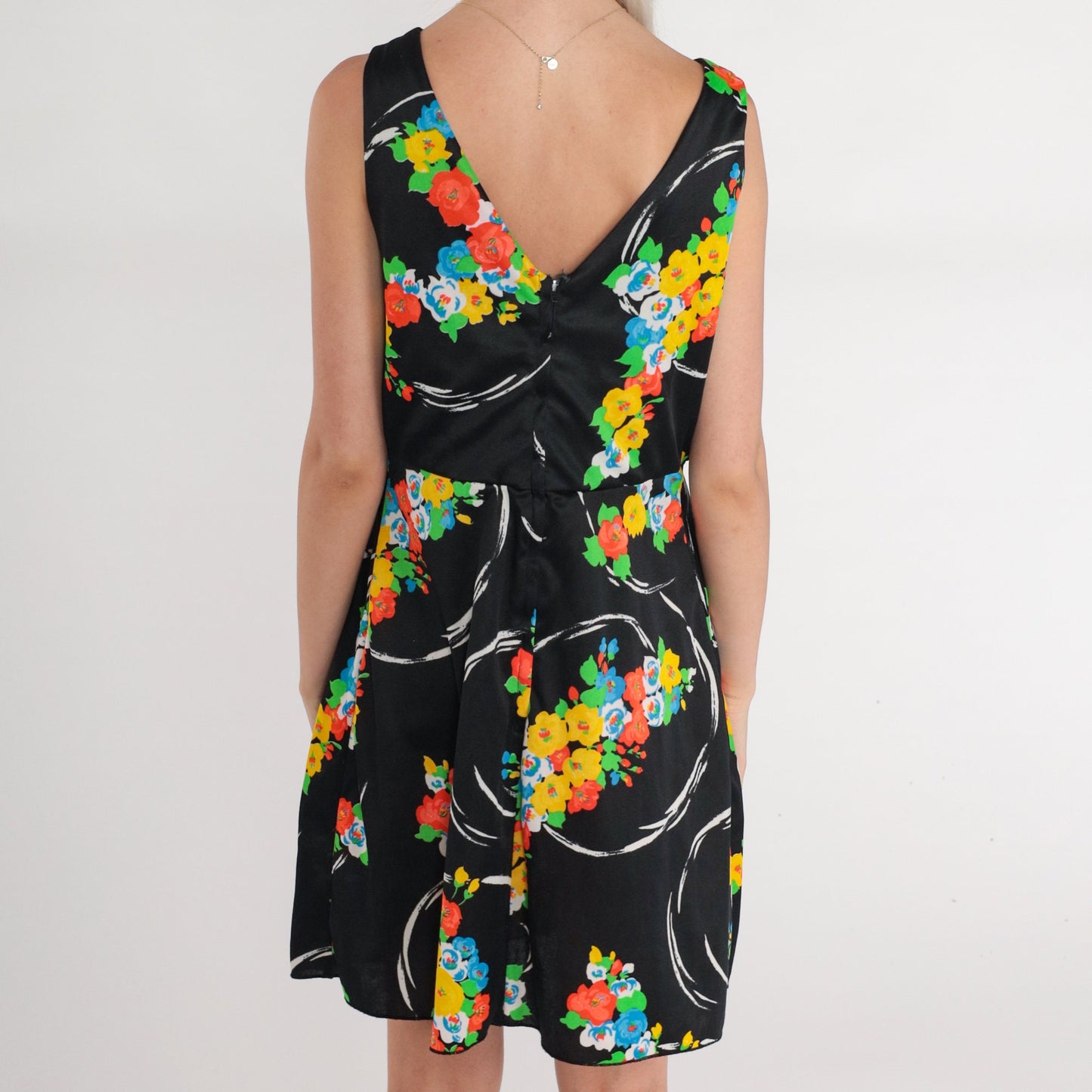 70s Black Floral Mini Dress Sleeveless V-Neck Empire Waist Medium M
