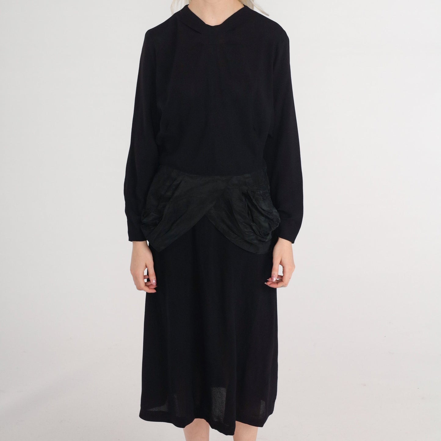 1940s Black Peplum Midi Dress Long Sleeve Metal Zipper Small