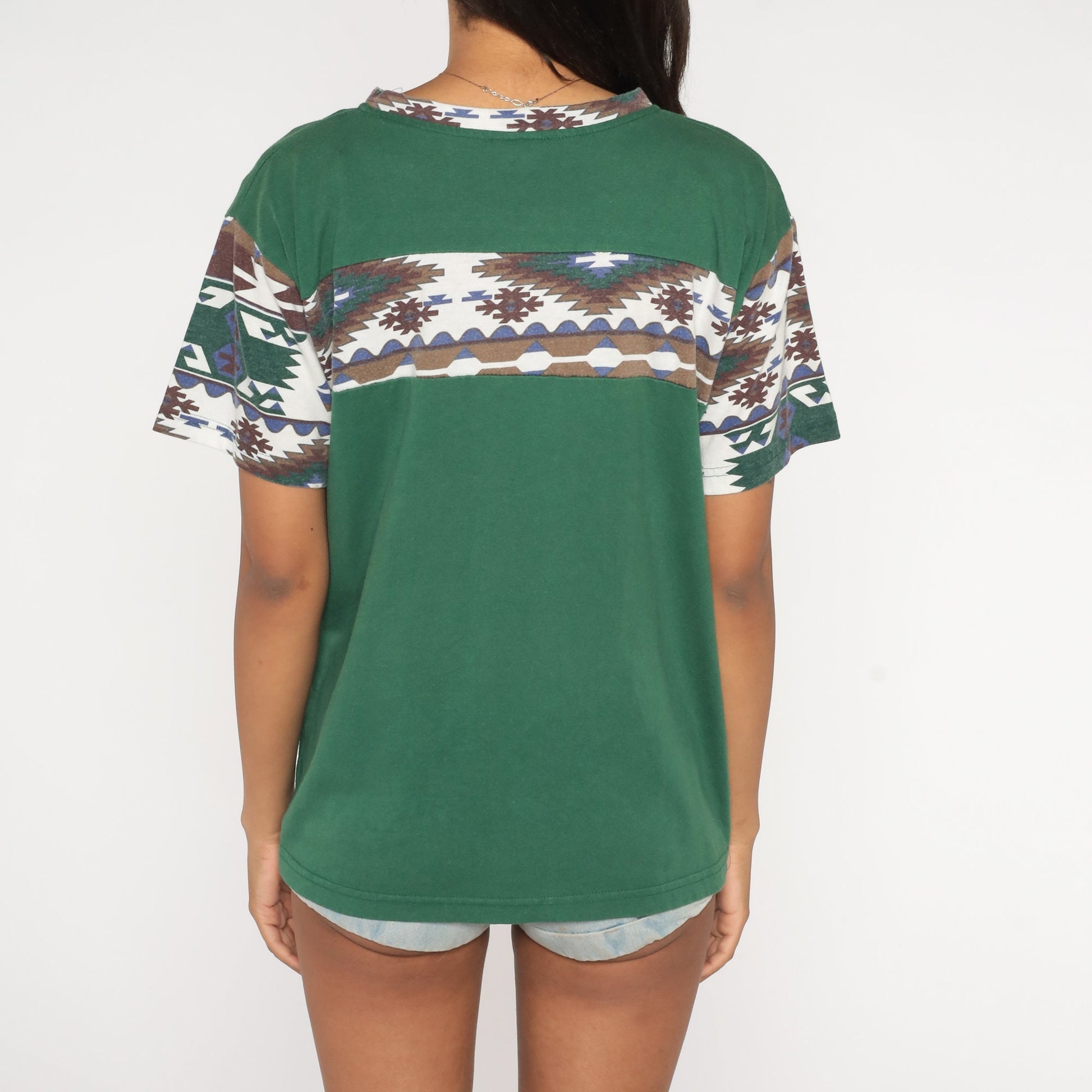 90s Southwestern Geometric T-Shirt Green Ringer Neckline Large L