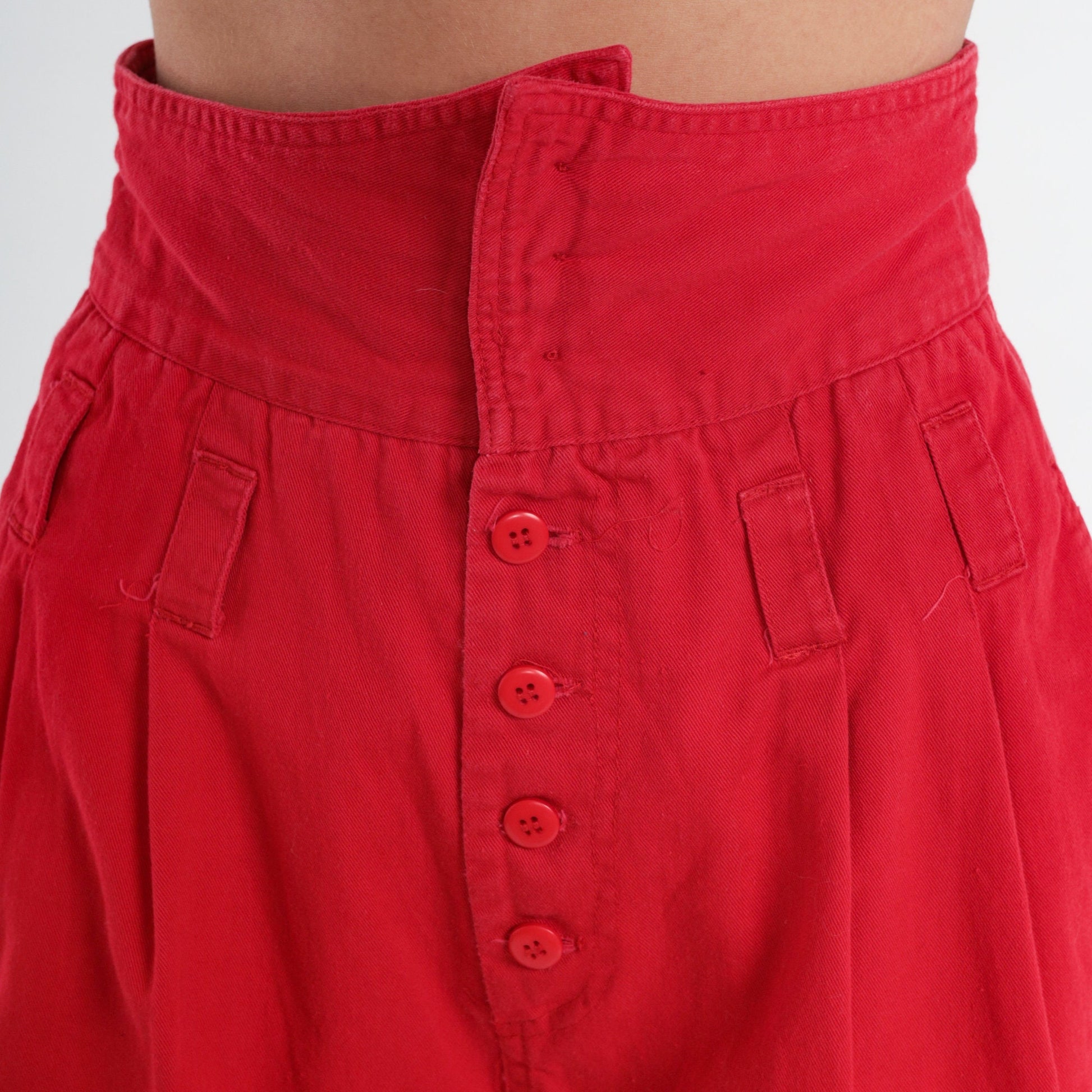 80s Red Cotton Pleated High-Waist Shorts Ultra Short Inseam Extra Small