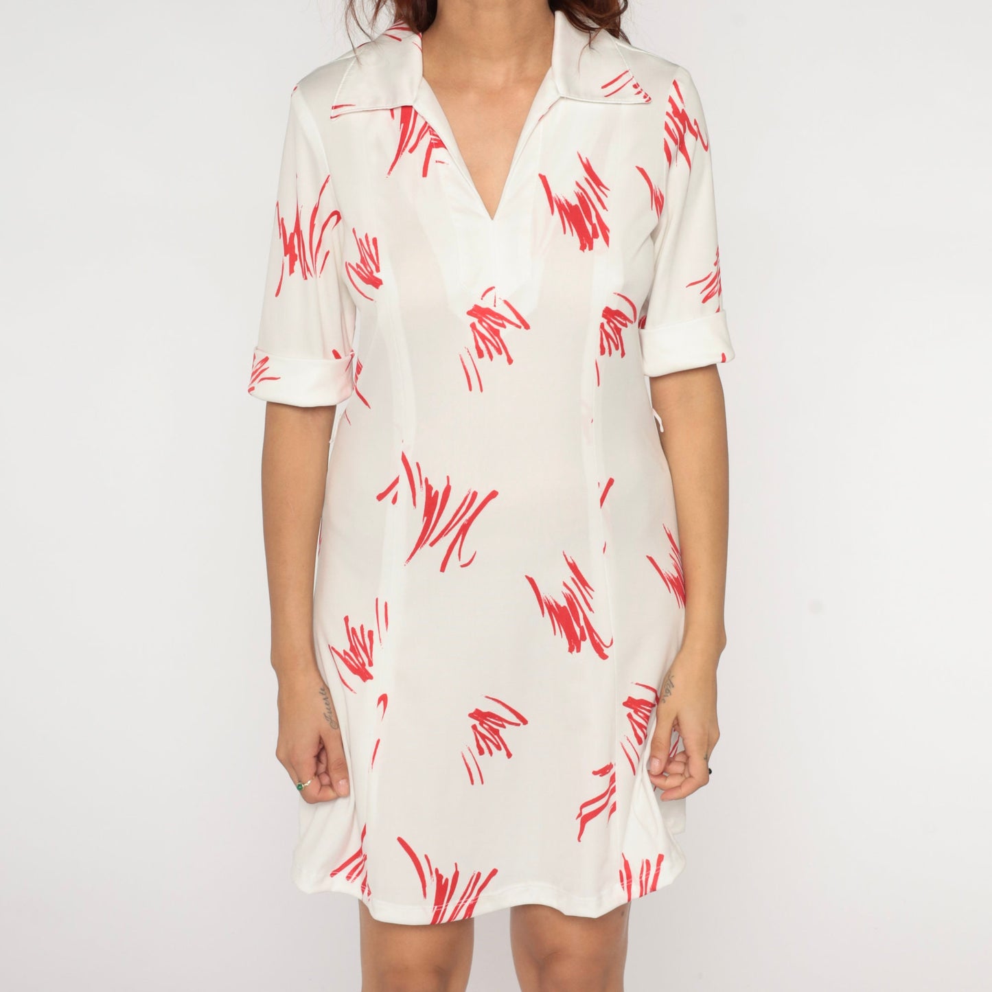 70s Mini Dress White Red Brushstroke Shift V-Neck Short Sleeve Small S