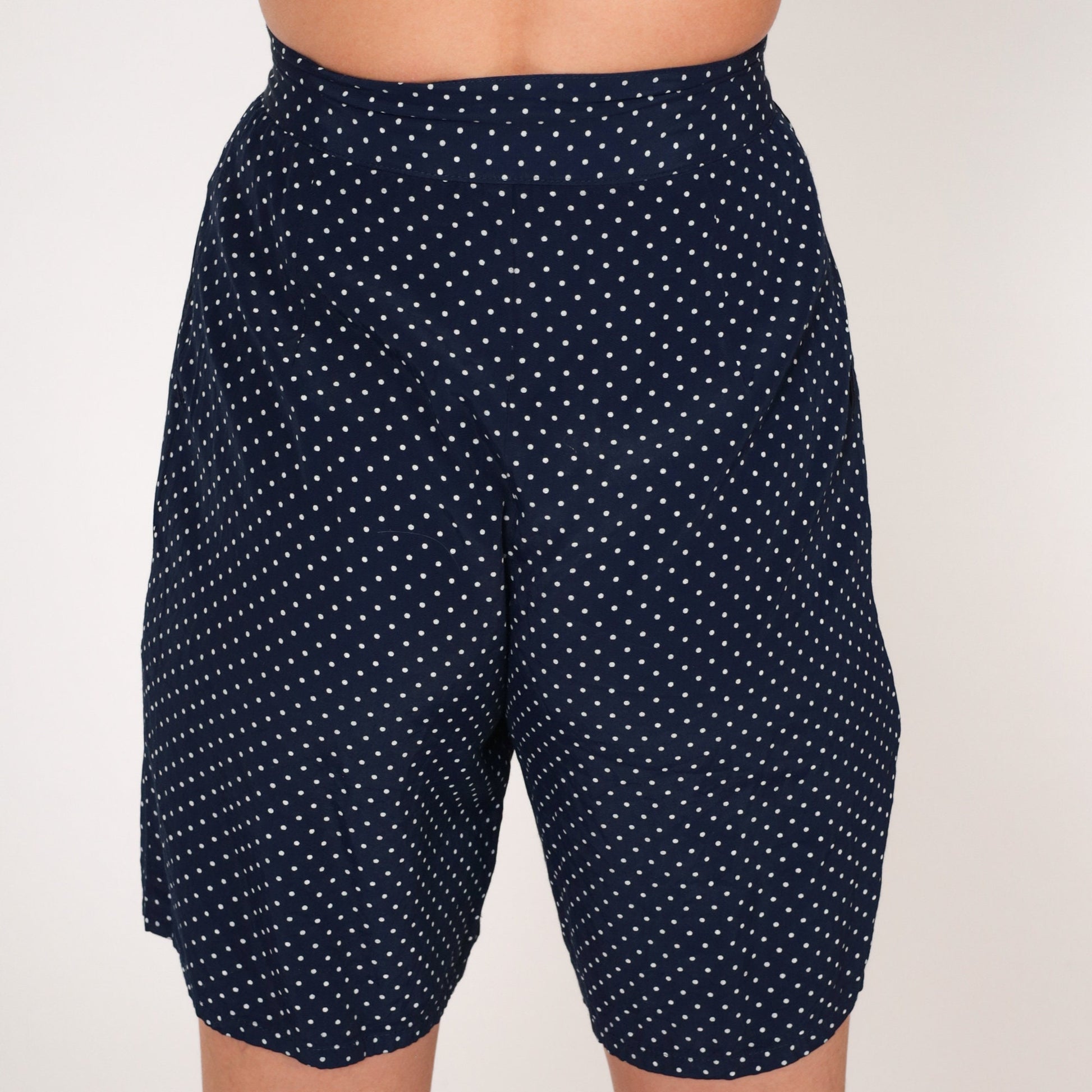 90s Navy Polka Dot High-Waisted Pleated Bermuda Shorts XXS