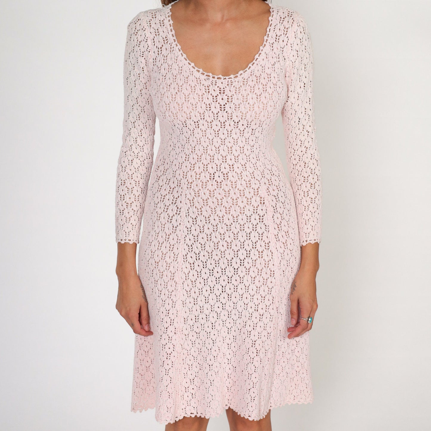 70s Pink Crochet Knee-Length Dress Long Sleeve Scoop Neck Small