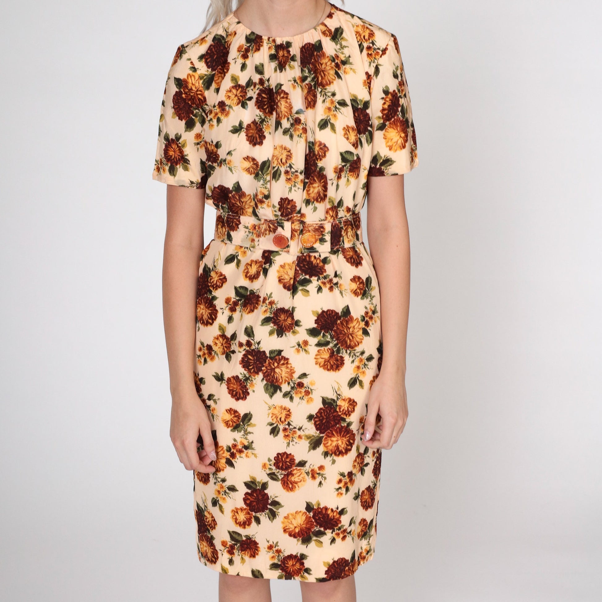 1960s Floral Peach Pencil Dress Matching Belt Short Sleeve Small S