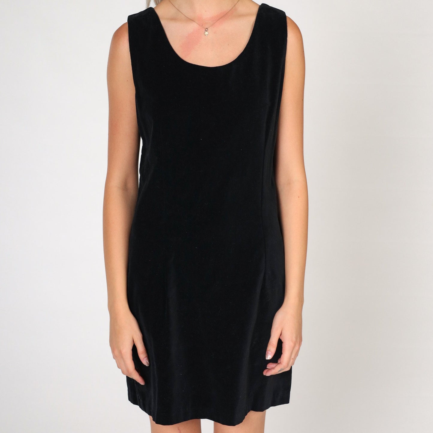 90s Black Velvet Mini Dress Scoop Neck Sleeveless Sheath Medium