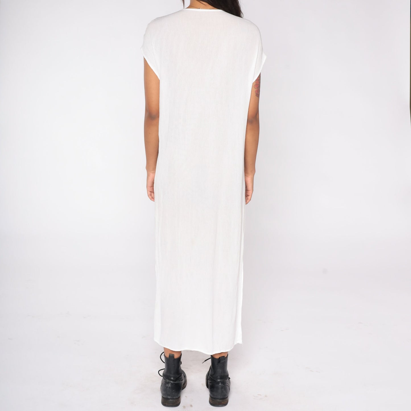 Y2K White Floral Embroidered Midi Dress Cap Sleeve V-Neck Side Slit Medium