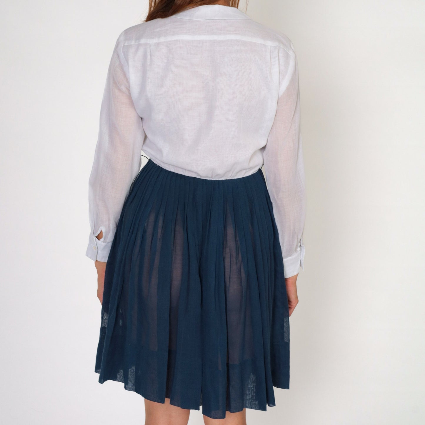 60s White Navy Shirtwaist Mini Dress Pointed Collar Long Sleeve Small