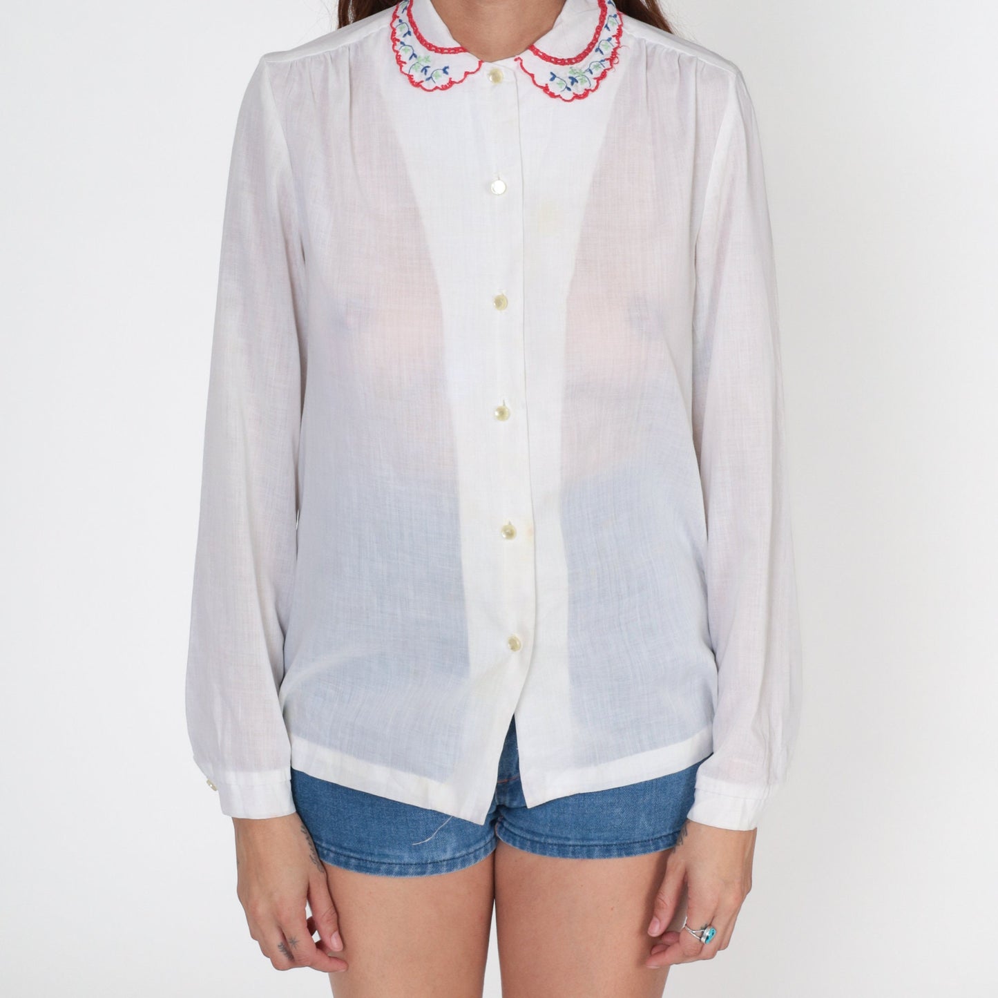 80s White Sheer Blouse Floral Embroidered Peter Pan Collar Button Up Small