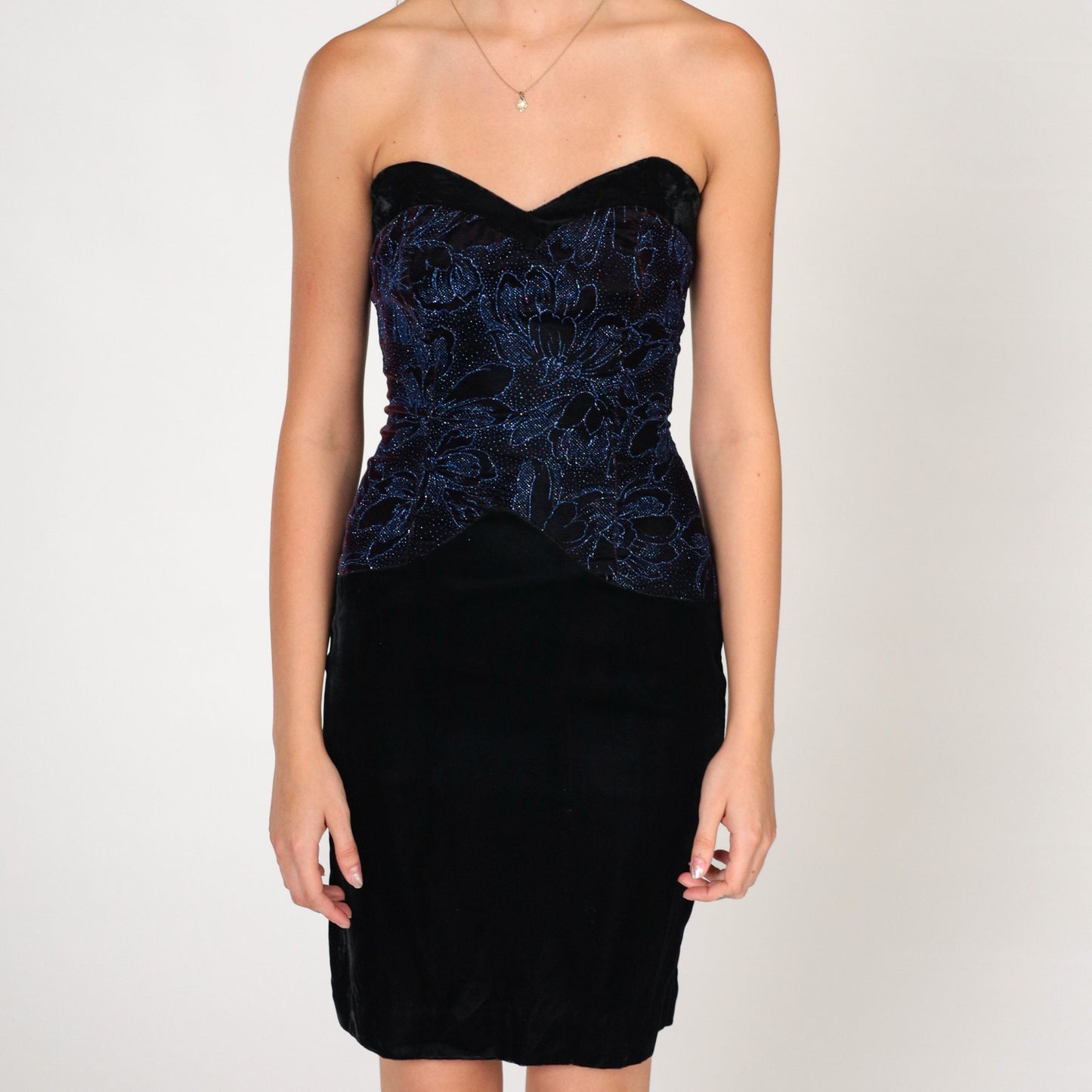 Gunne Sax Black Velvet Mini Dress Strapless Sweetheart Neckline 90s XXS