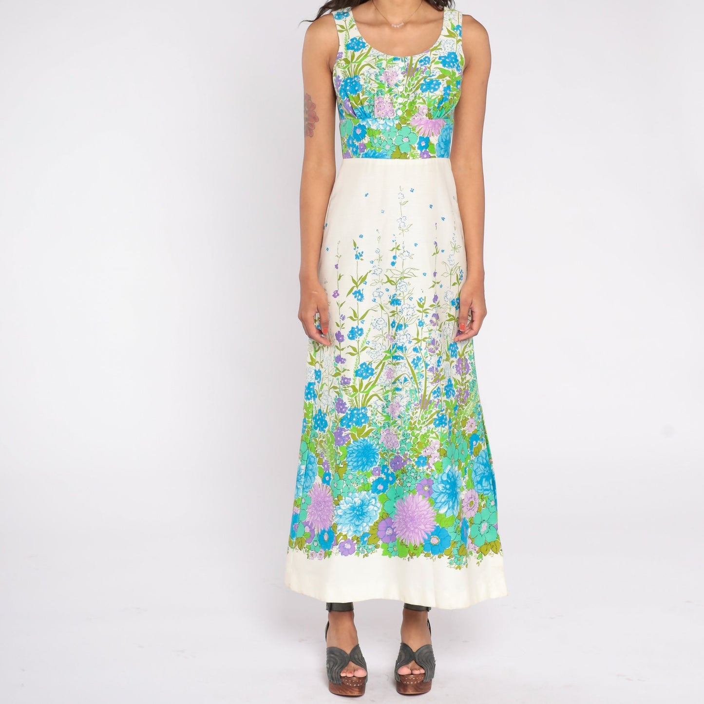 70s Floral Maxi Dress White Empire Waist Sleeveless Side Slit Extra Small