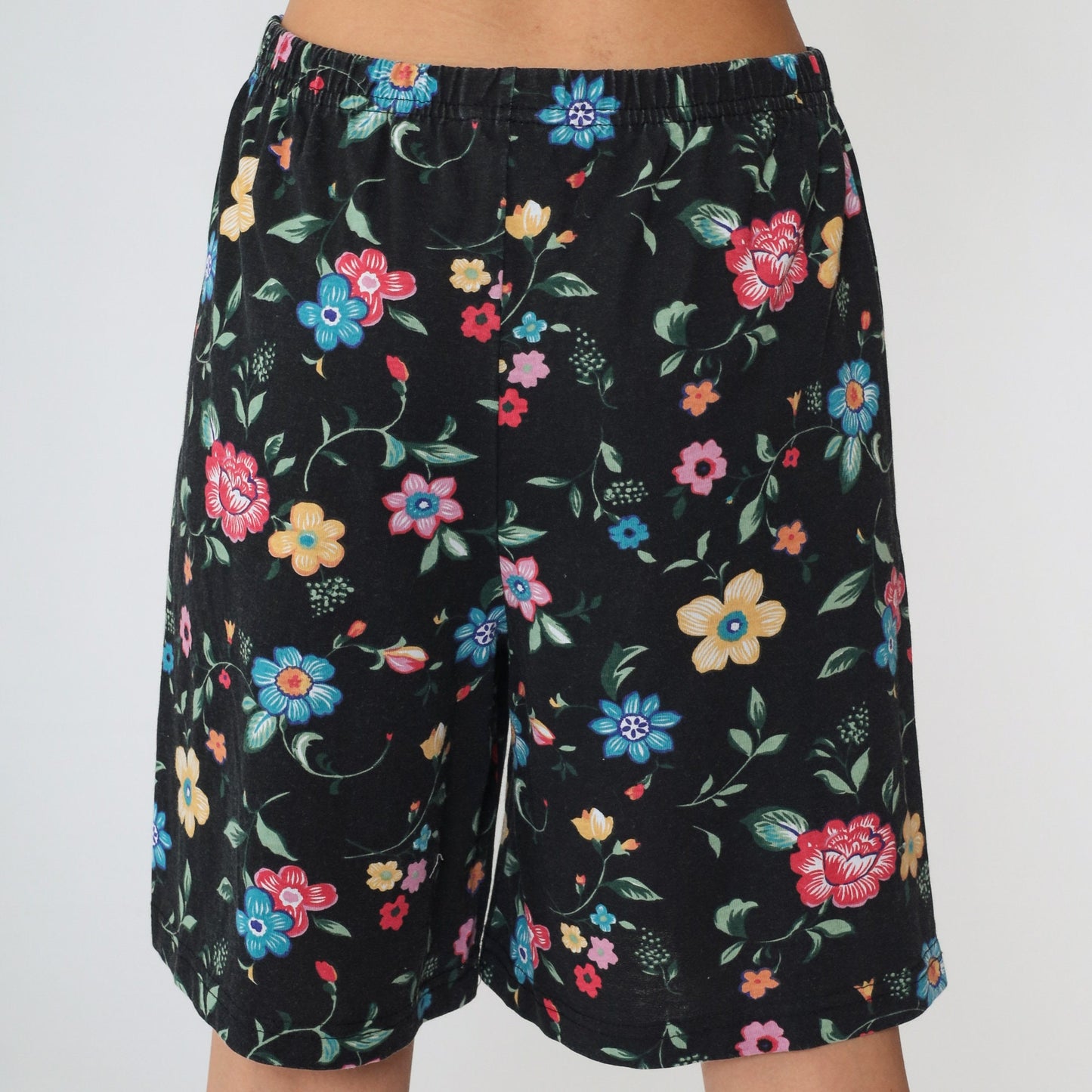 90s Black Floral High-Waisted Bermuda Shorts Elastic Waist Small Medium