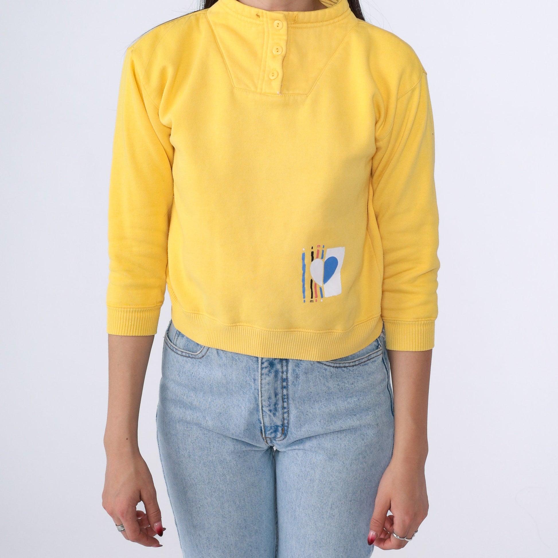 90s Yellow Heart Print Funnel Neck Sweatshirt Cropped Extra Small
