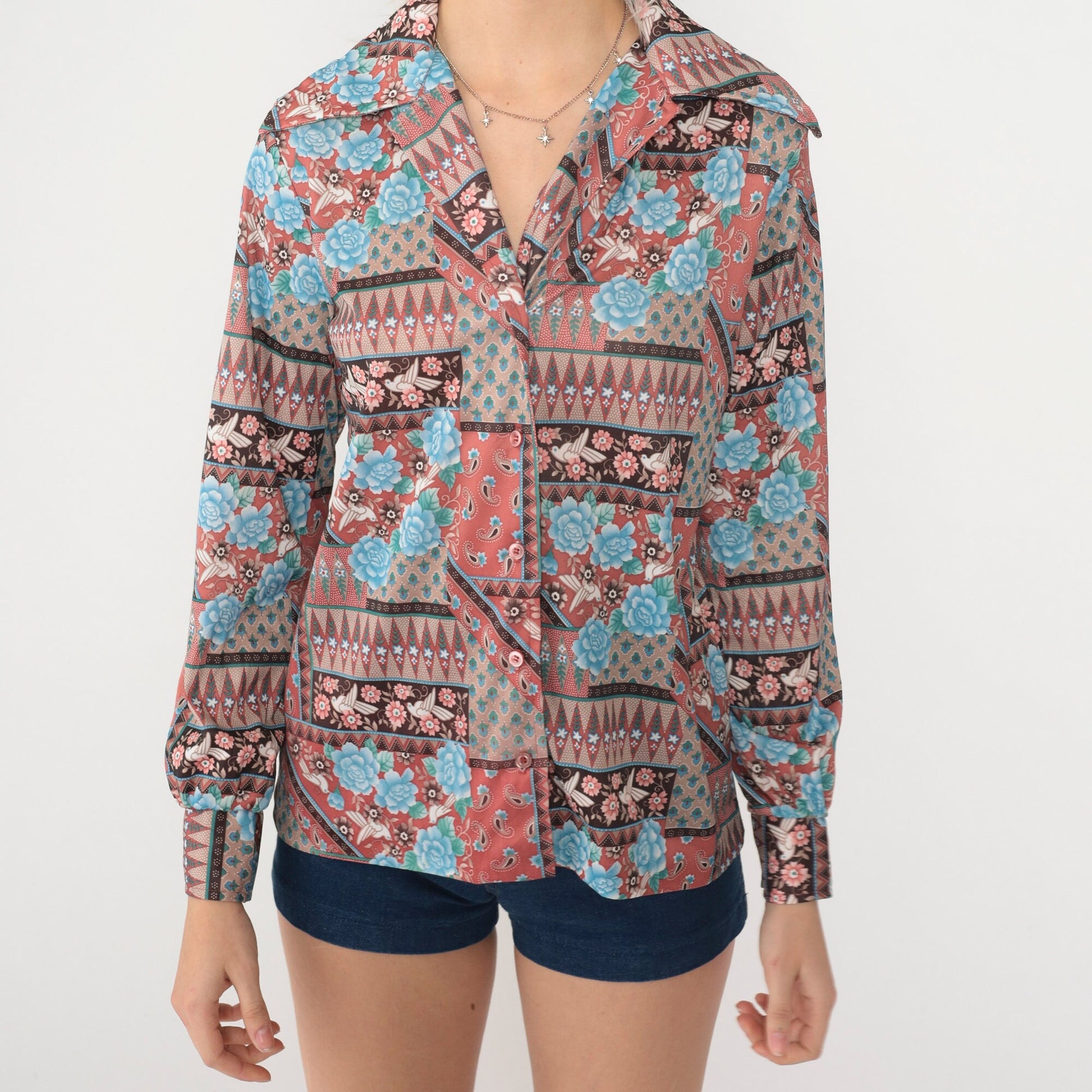 70s Bird Floral Blouse Pink Blue Dagger Collar Long Sleeve Small