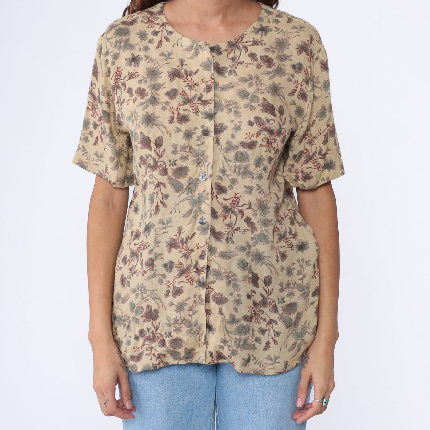 00s Beige Floral Button-Up Blouse Short Sleeve Collarless Shirt Petite 8