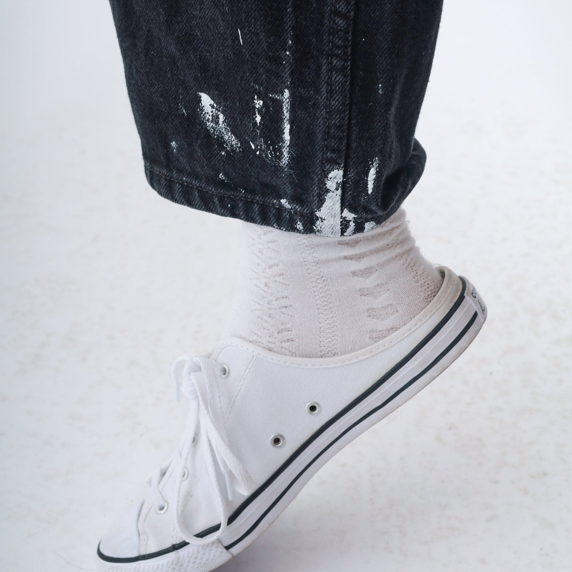 90s Black Denim Jeans Paint Splatter Mid Rise Straight Leg Small S