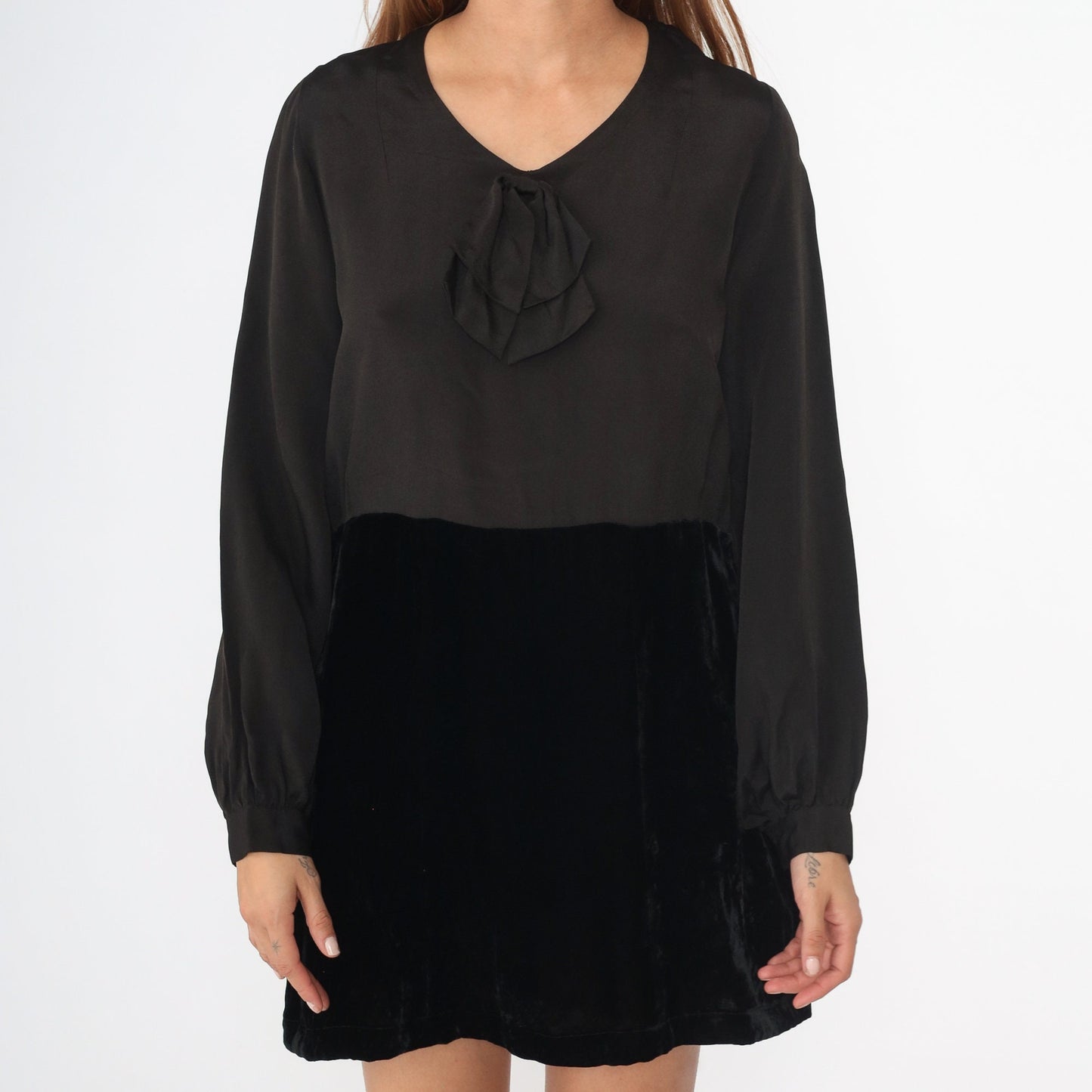 1940s Black Velvet Bow Neck Dress Long Sleeve Mini Medium