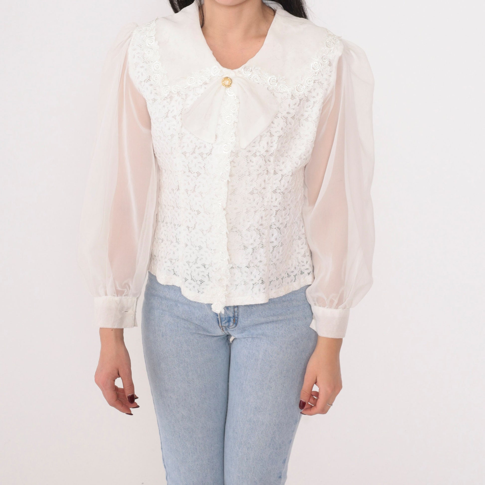 90s White Lace Blouse Puff Sleeve Bow Button-Up Collared Top Small S