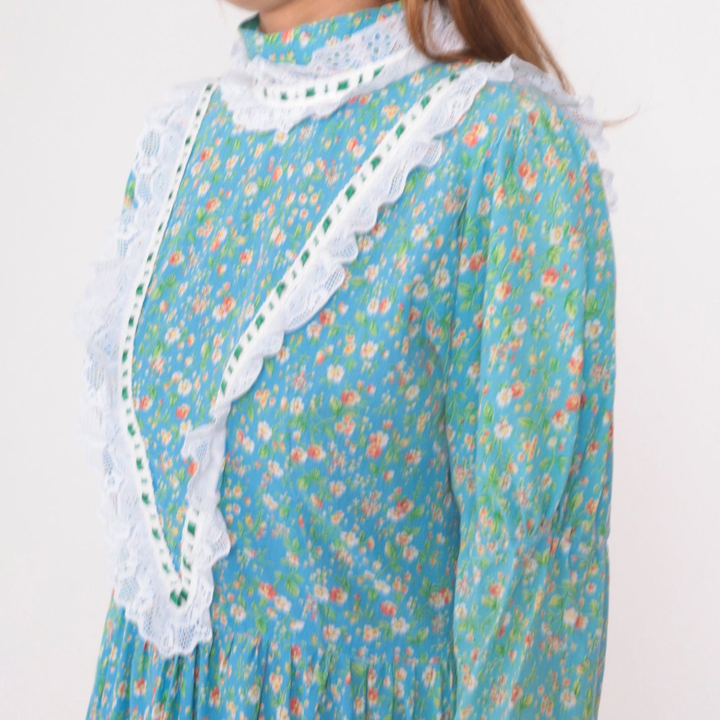 70s Blue Floral Prairie Dress Cotton Maxi Ruffle Collar Lace Trim Medium