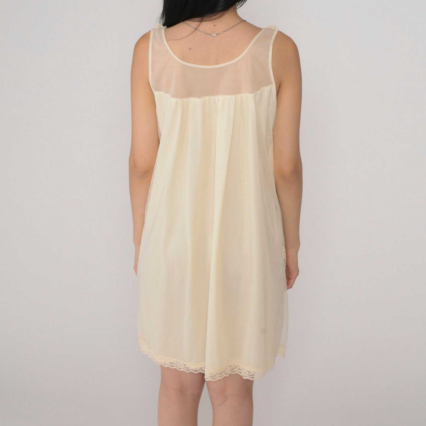80s Pale Yellow Nylon Nightgown Lace Trim Rosette Embroidered Mini Small