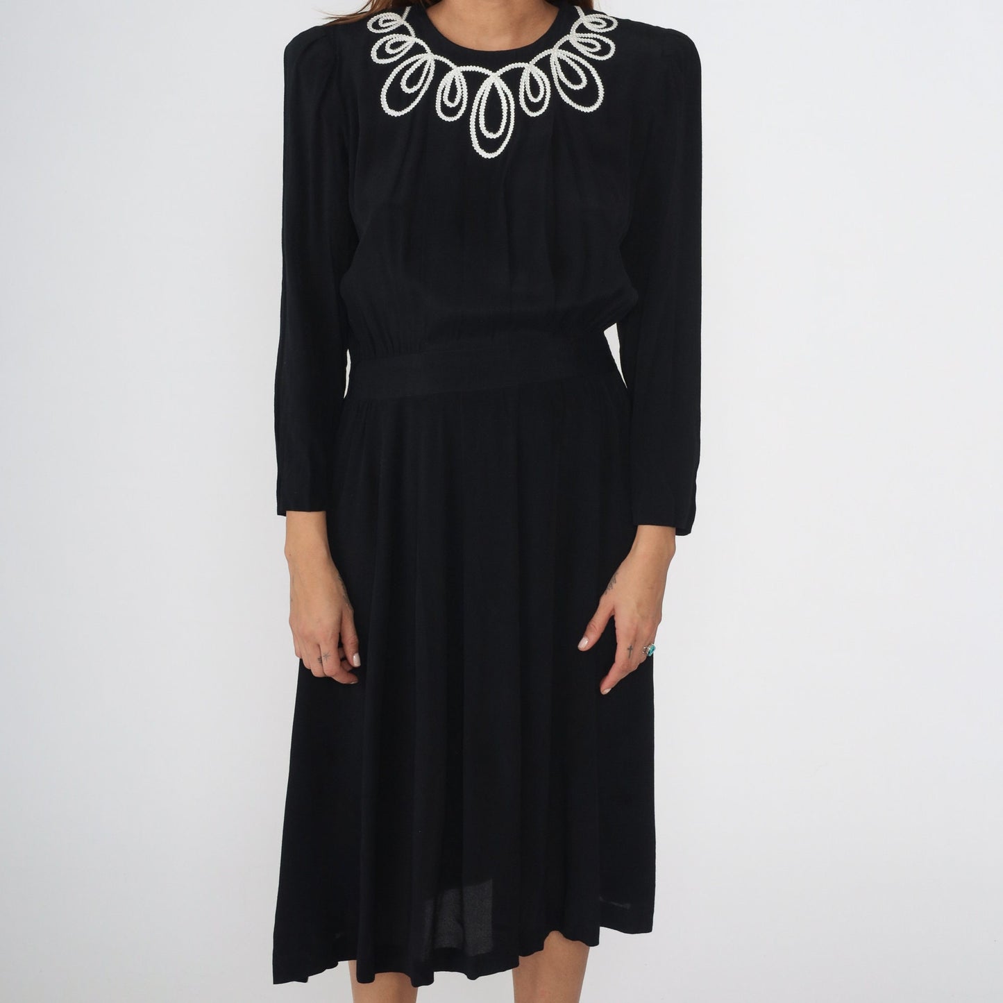 90s Black Midi Dress White Soutache Trim Power Shoulder Puff Sleeve Small