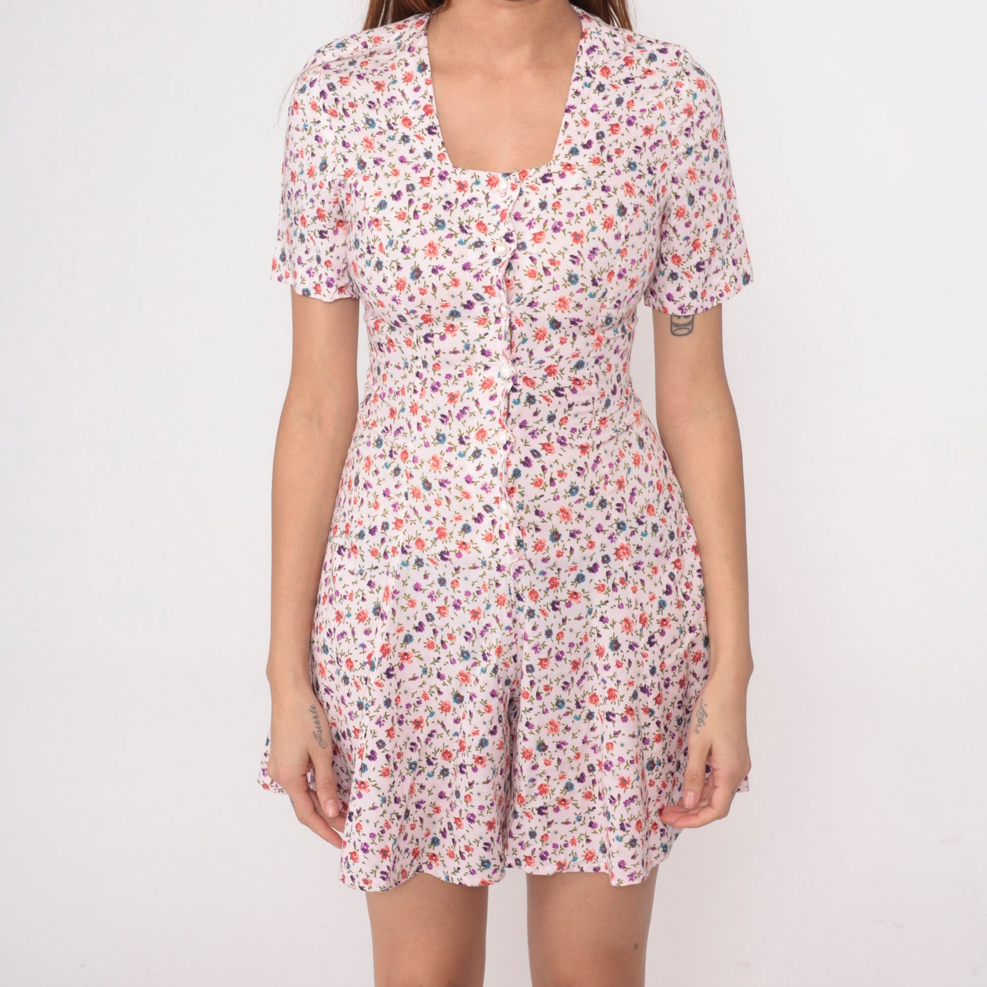 90s Pink Floral Rayon Romper Wide Leg Pearl Button Short Sleeve Extra Small